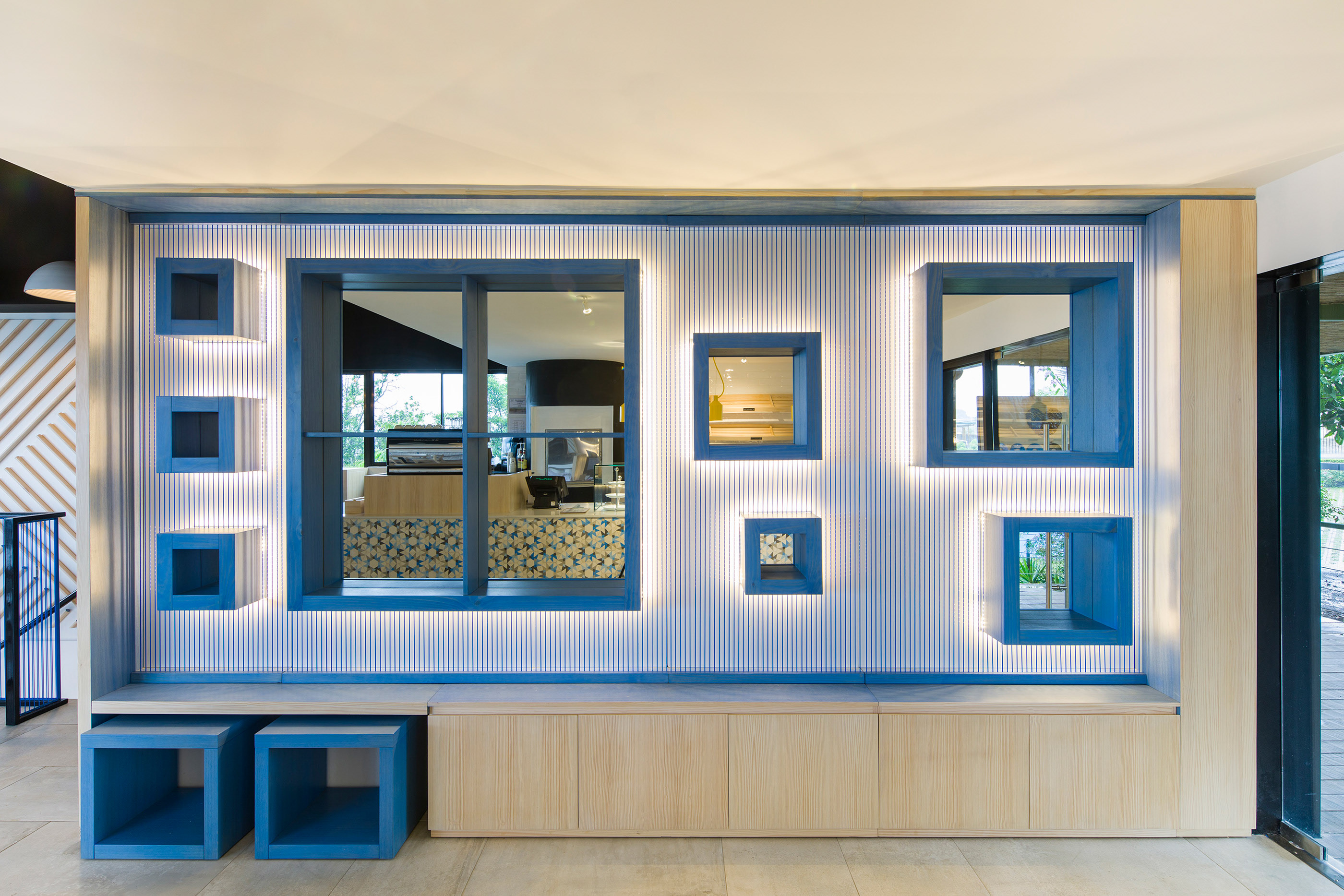 INTERIOR DESIGN: MOCAPAN-12