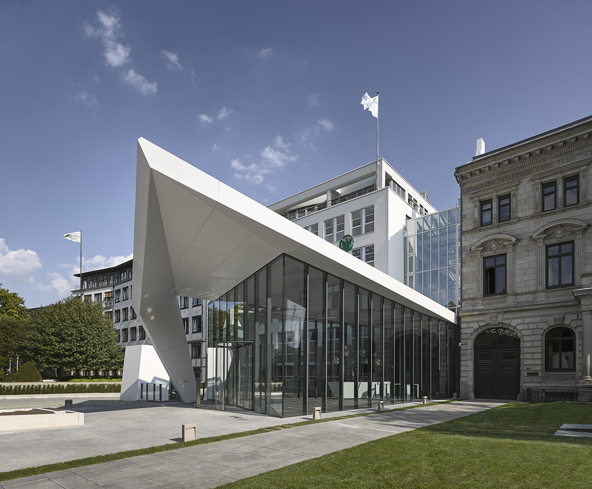 汉莎默库尔基础资产公司总部-3