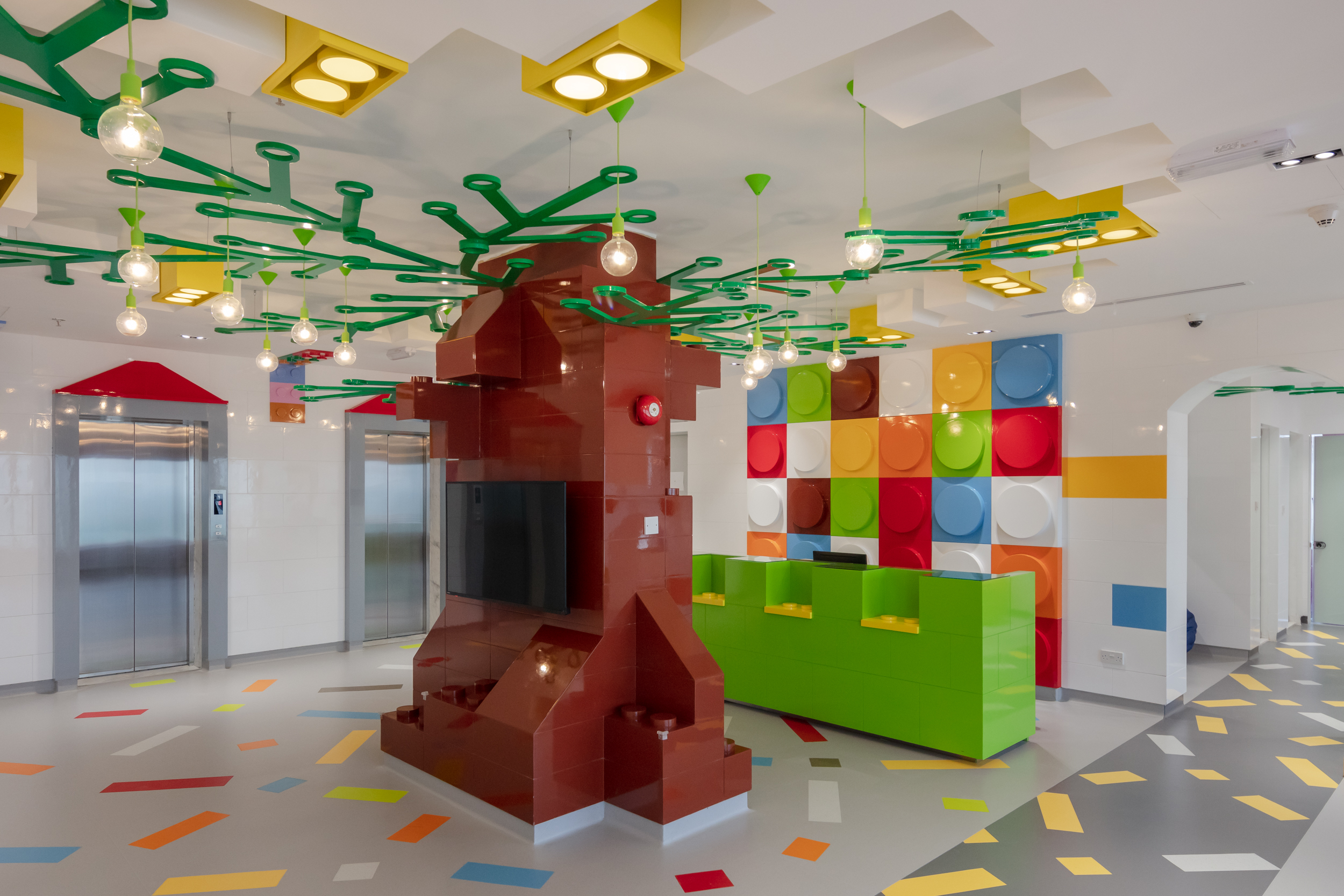 乐高主题儿童牙科诊所,打造奇幻诊疗空间-9