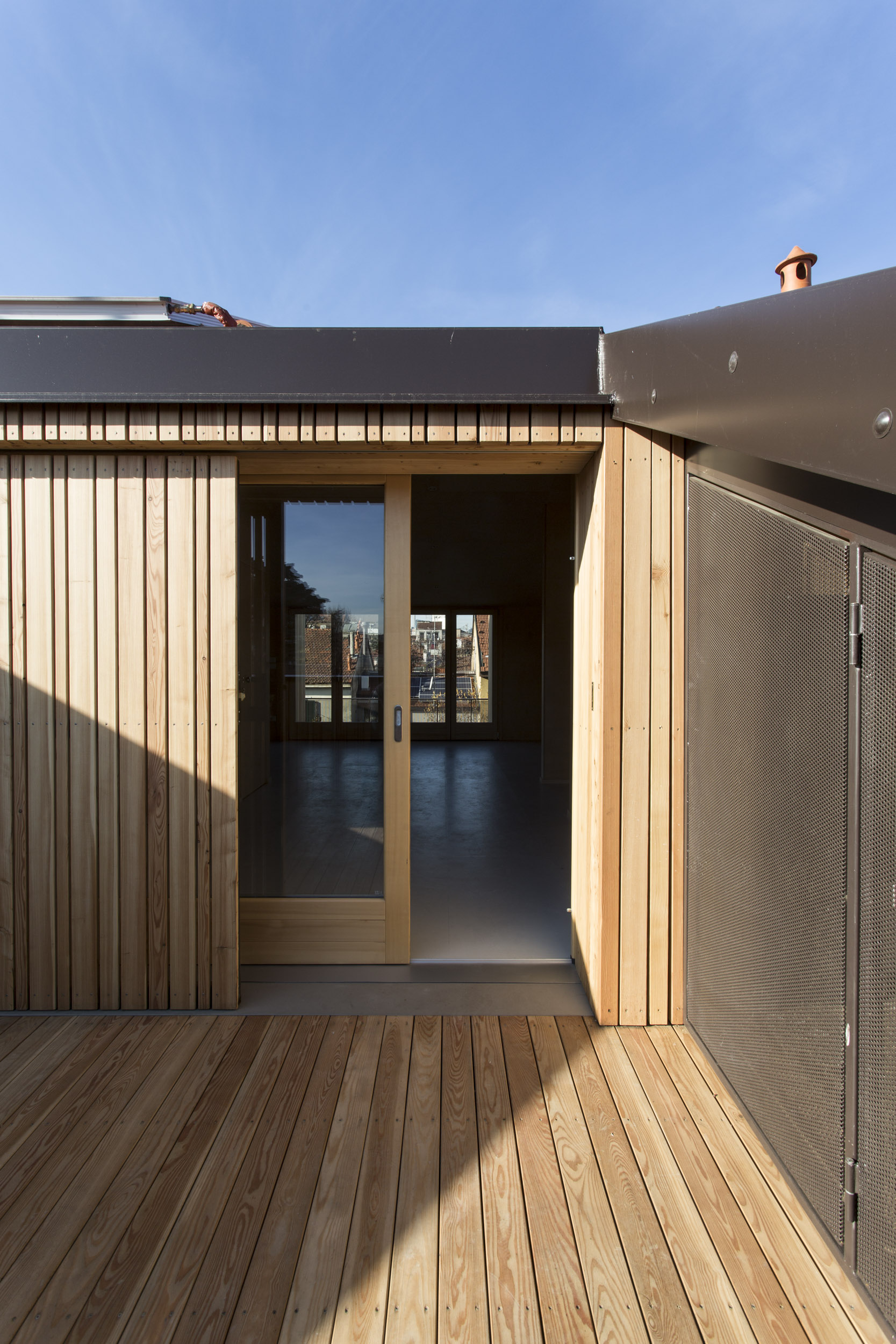 Milanese 三层住宅的翻新与扩建-2