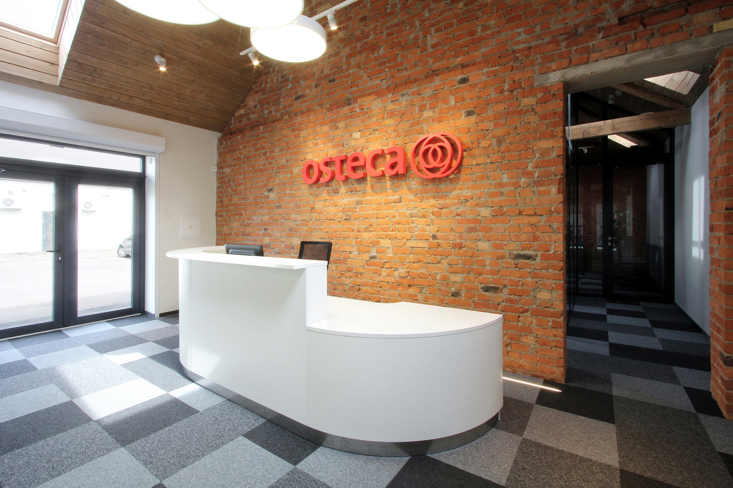 旧仓库变身高品质办公空间-2