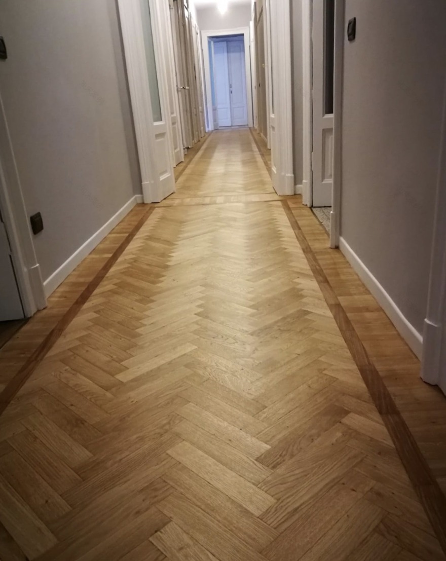 2019 年完成的鱼骨拼木地板修复工程-1