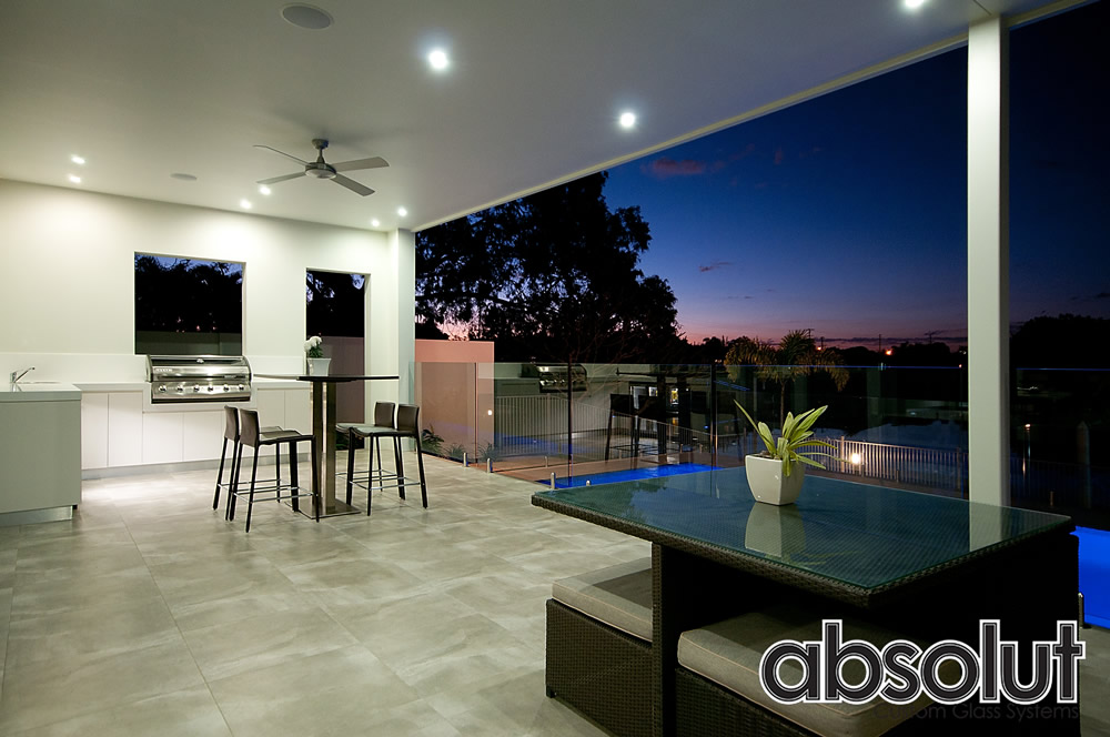 无框玻璃现代住宅设计-9