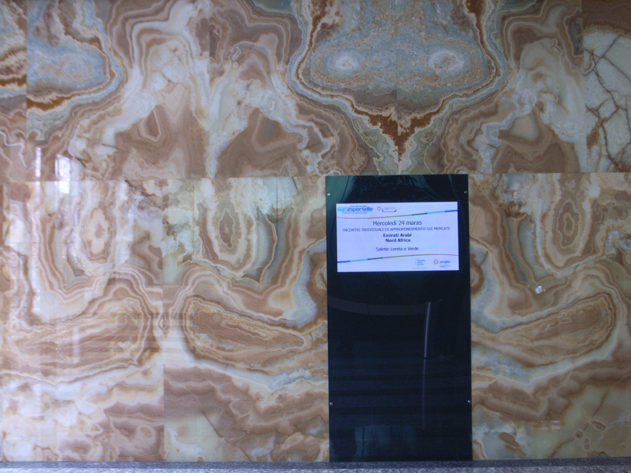 黑金剧院 | 拉文纳商业大厦室内设计-50