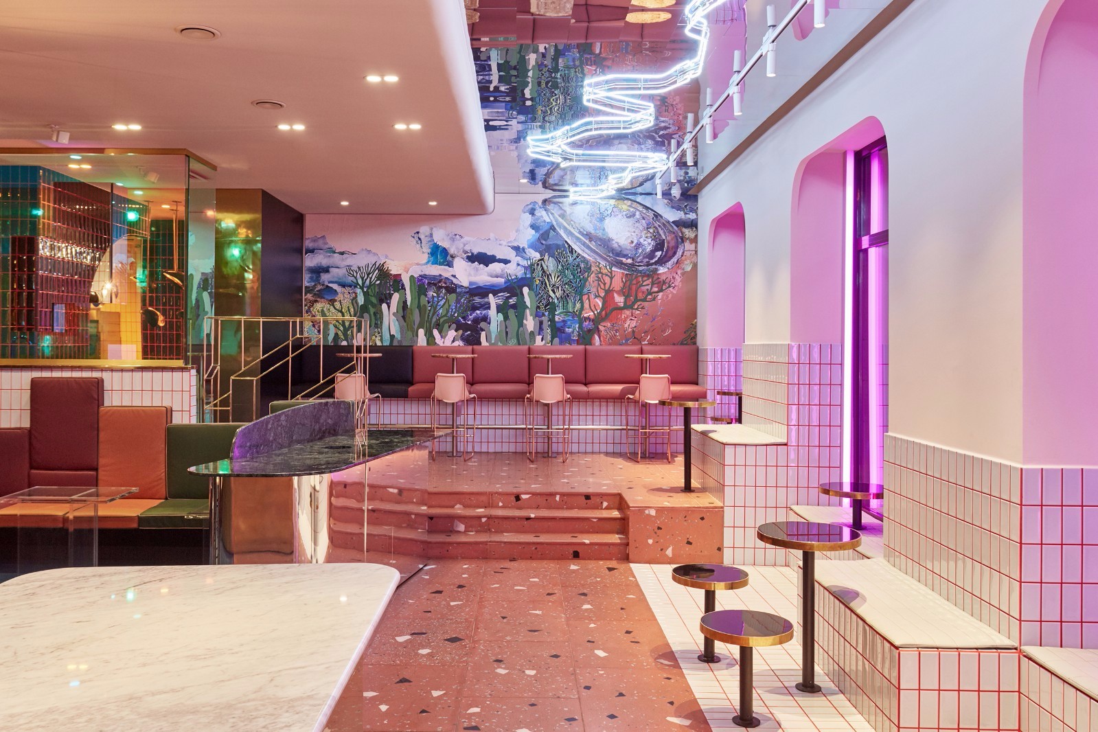 俄罗斯 Midiya Café 咖啡 | LPTV DESIGN 打造餐饮新地标-6