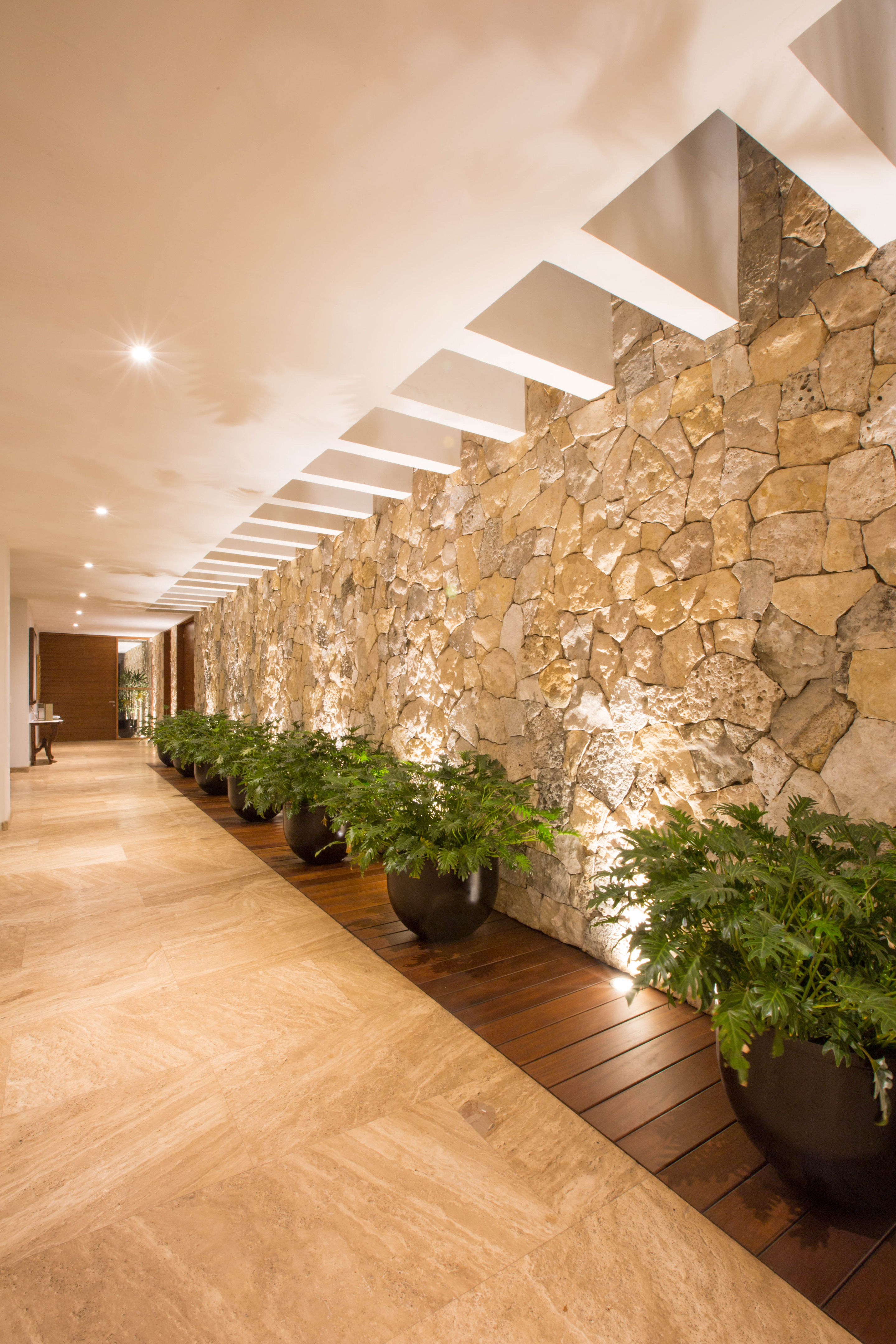 城市中的私密绿洲 · 角落之家设计-15