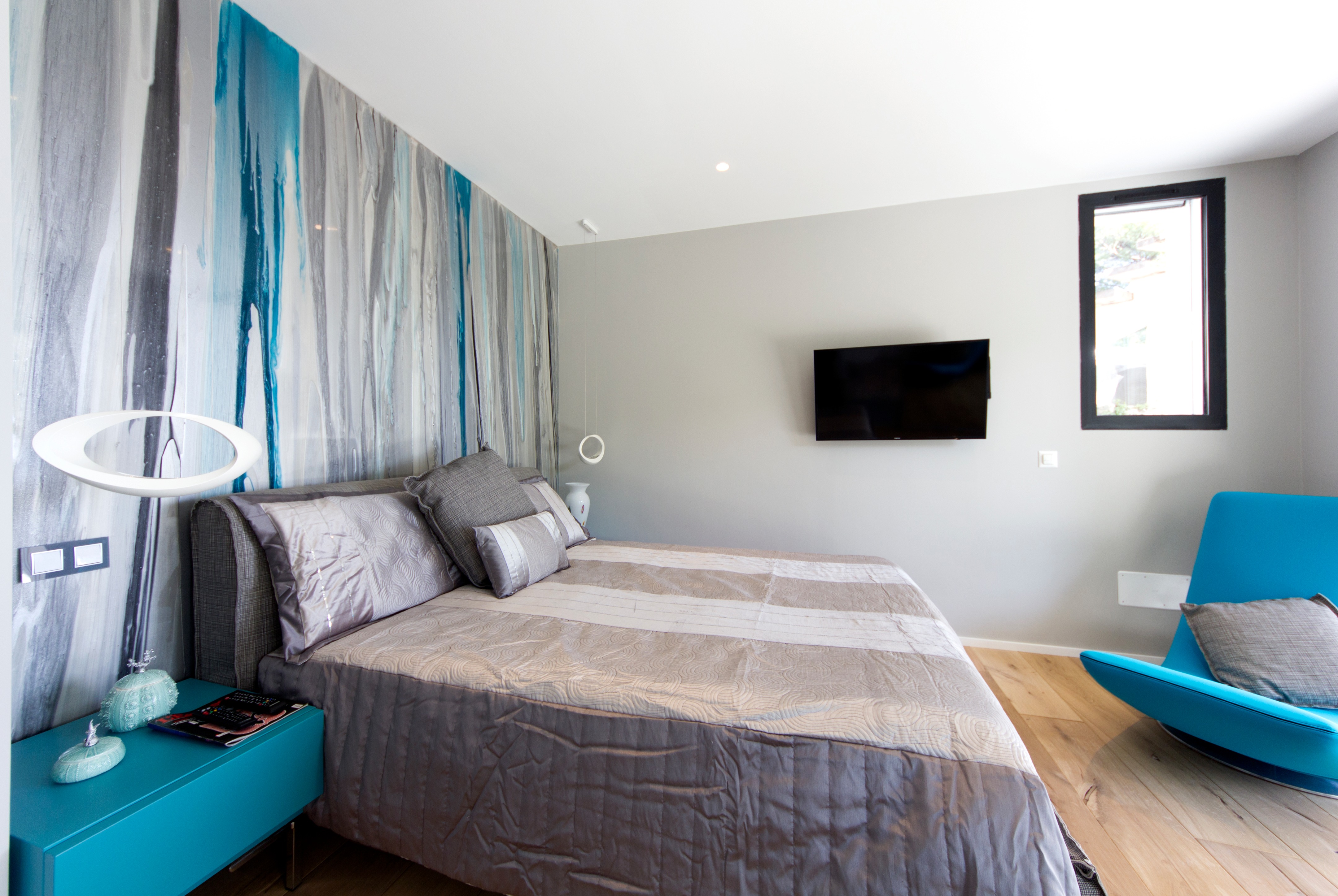 2017 年完成！Cannes 别墅重建项目-14