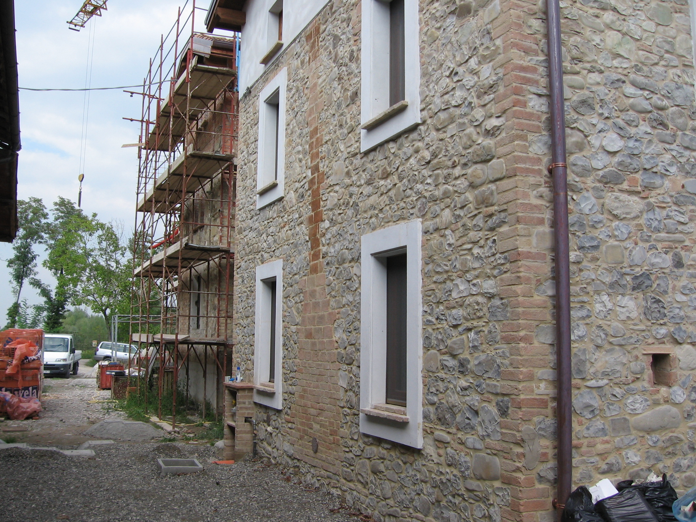 2000 年 Pedemontana 公寓修复 | 历史建筑的新生-54