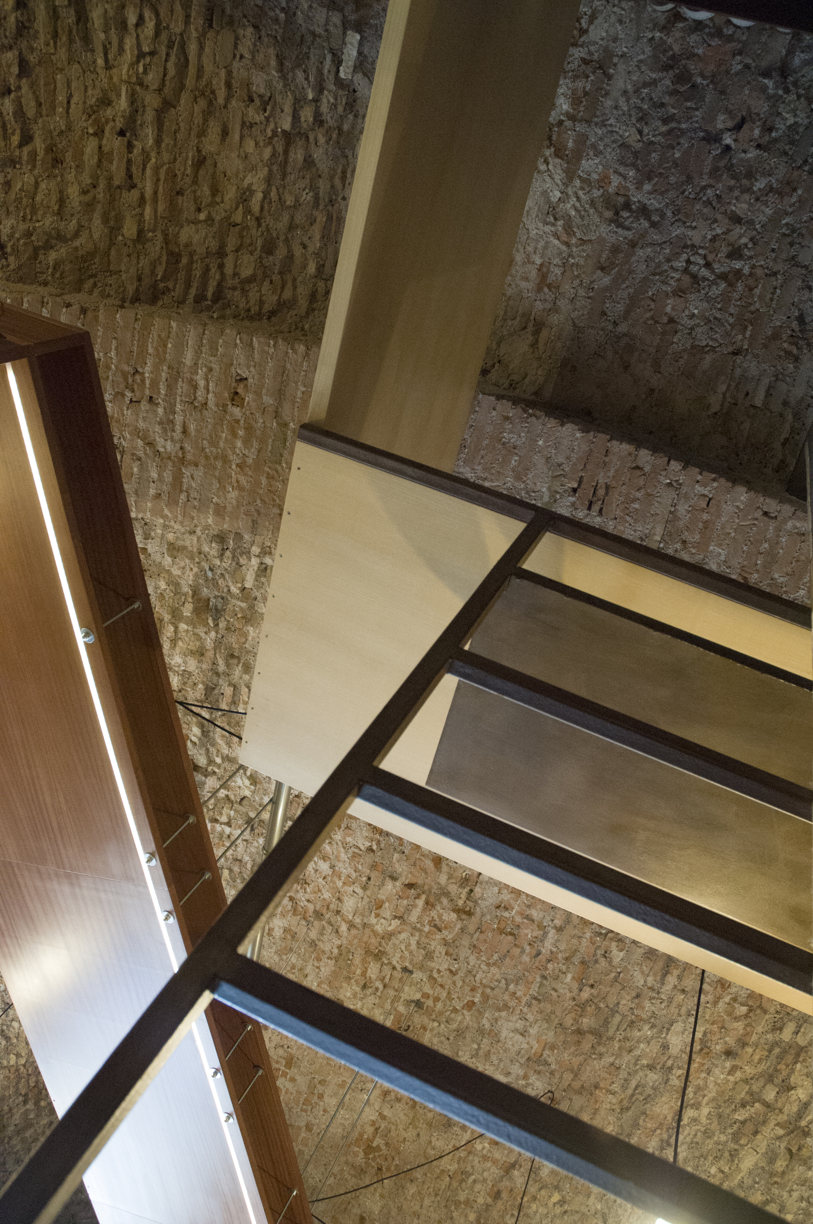 旋转木马餐厅 · 历史与当代的对话-18