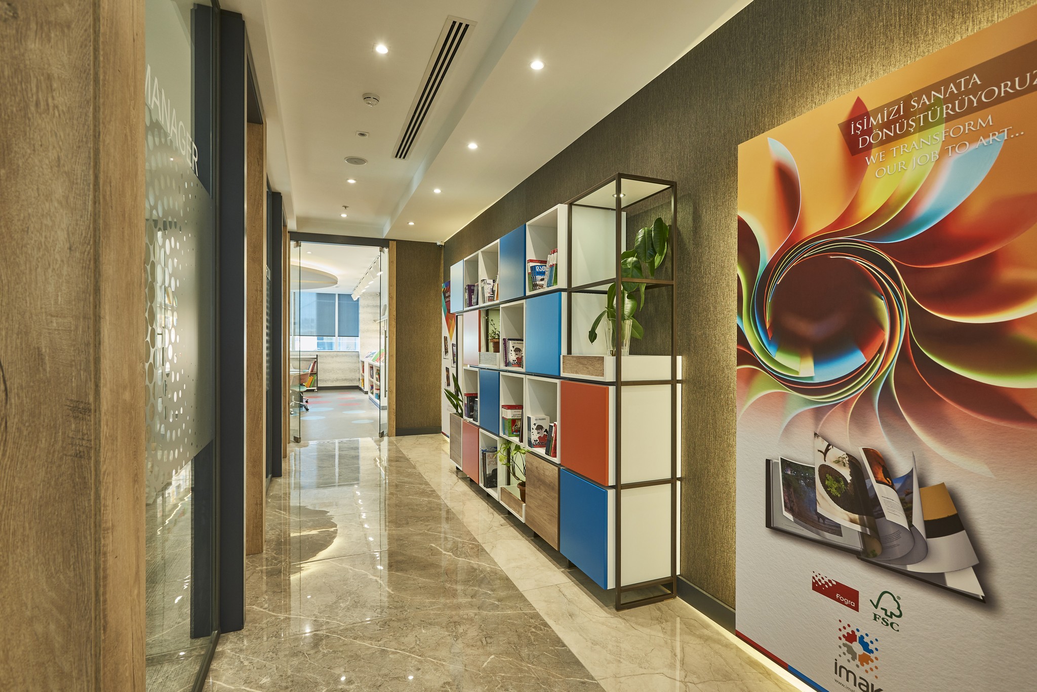 Imak Ofset 管理办公室,现代与有机的融合-2