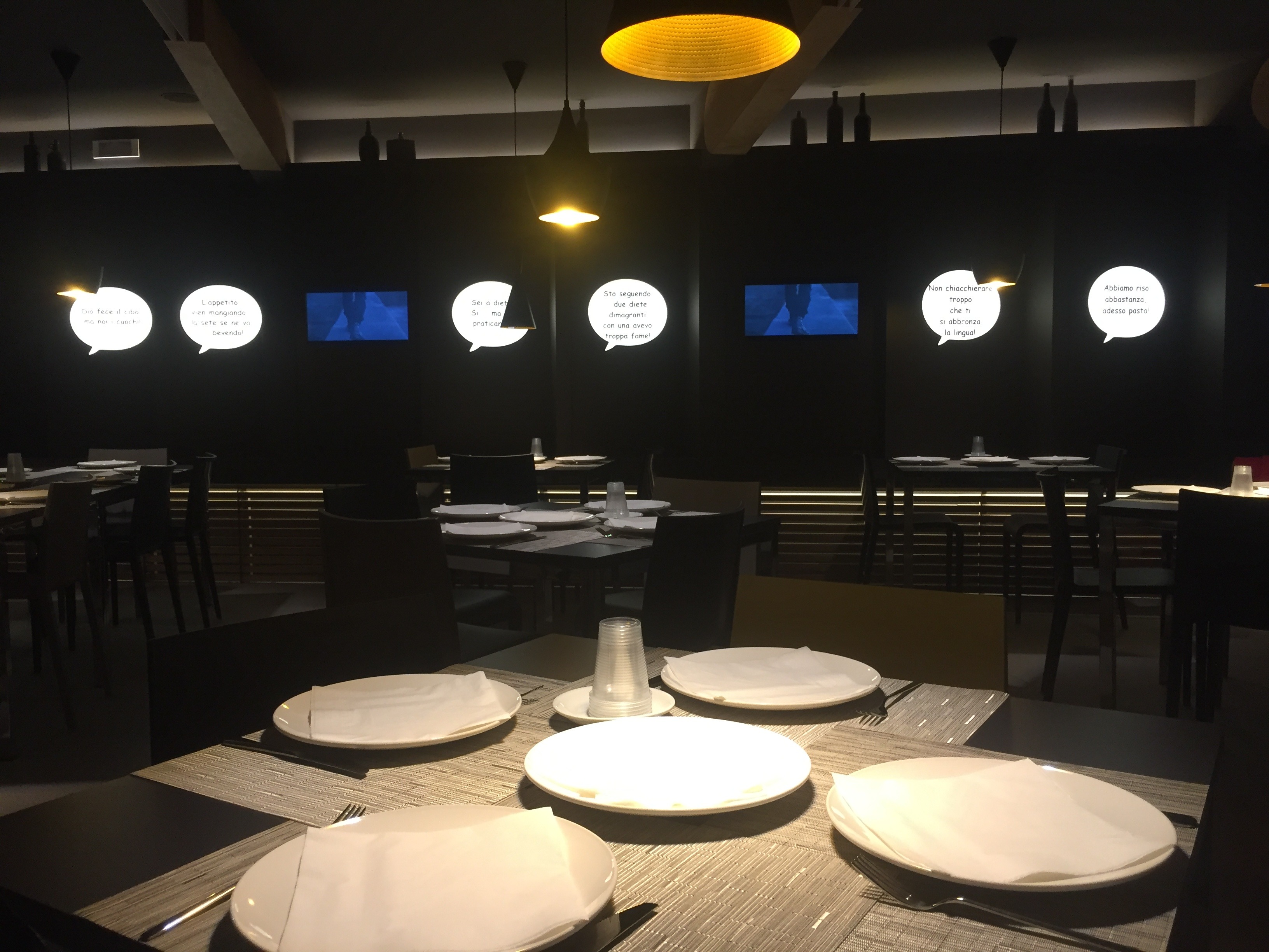 2016 年完成的 QUATTROCHIACCHIERE 咖啡餐厅设计-22