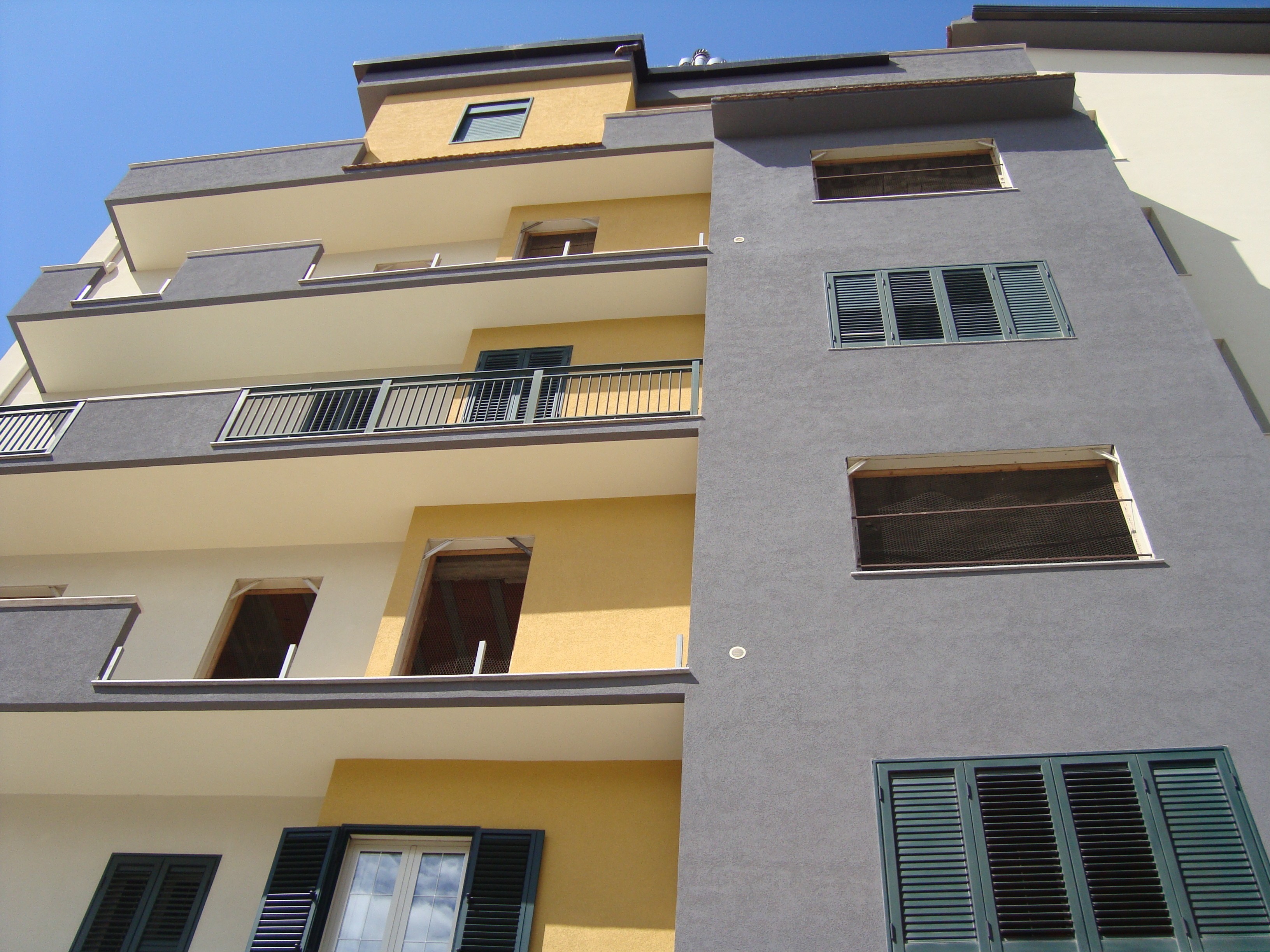 2014 年完成的一座意大利住宅楼翻新工程-6