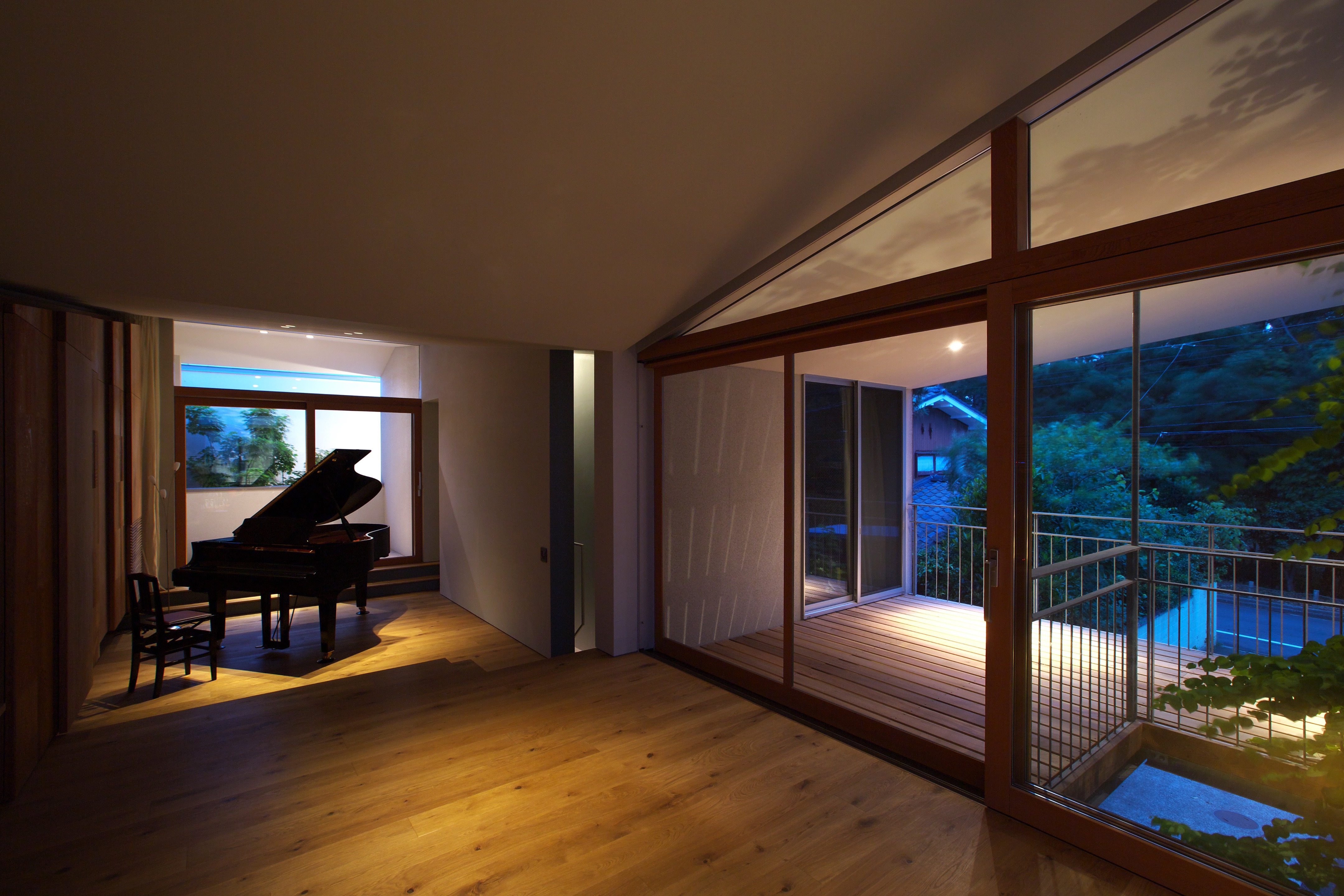 七宅之间的宁静绿洲——"Ta House"-12