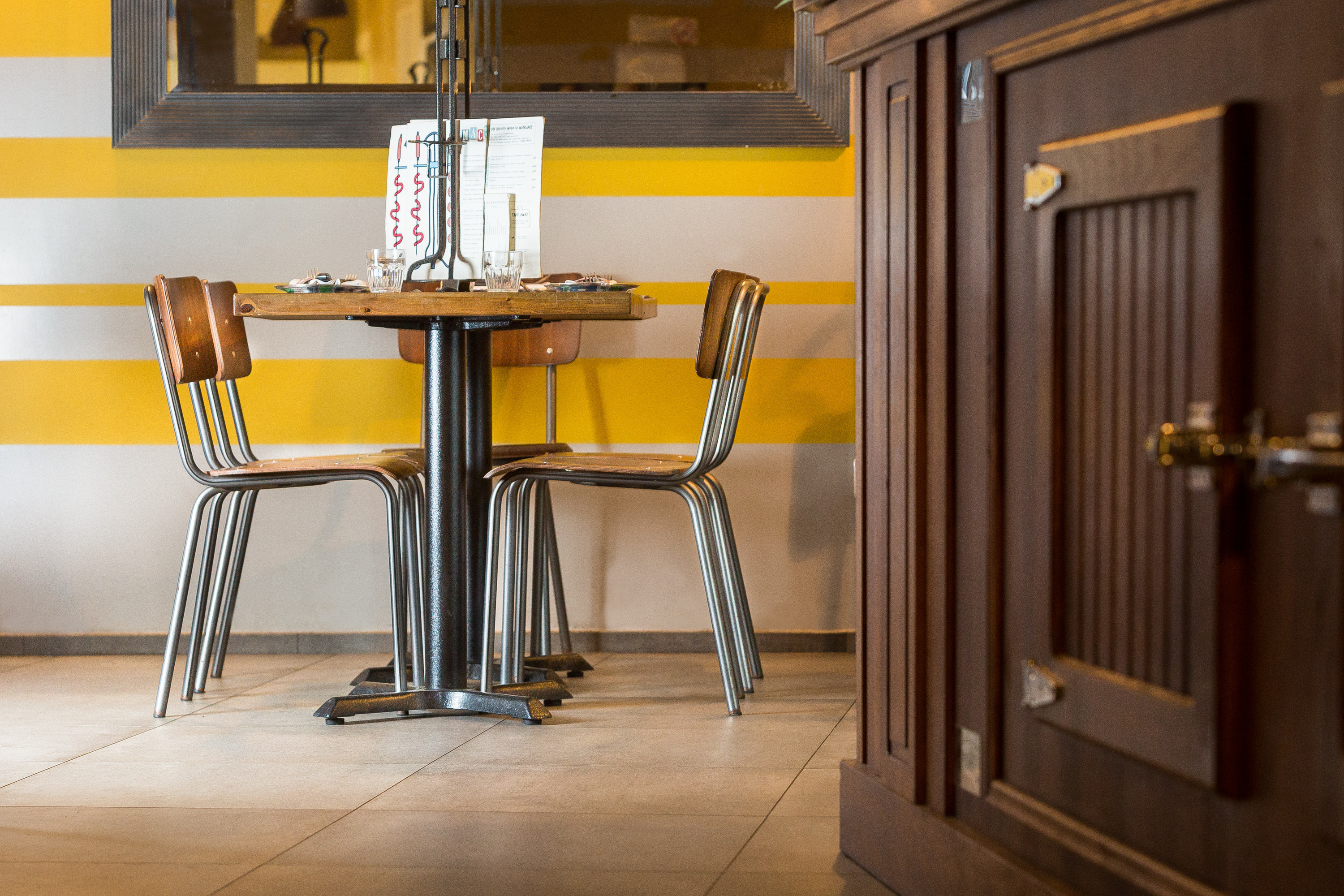 融合精致设计与乡村热情的罗马餐厅-0