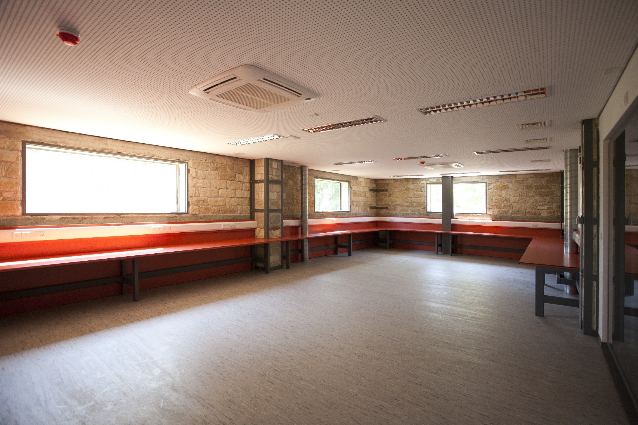 科技大学的艺术中心-46