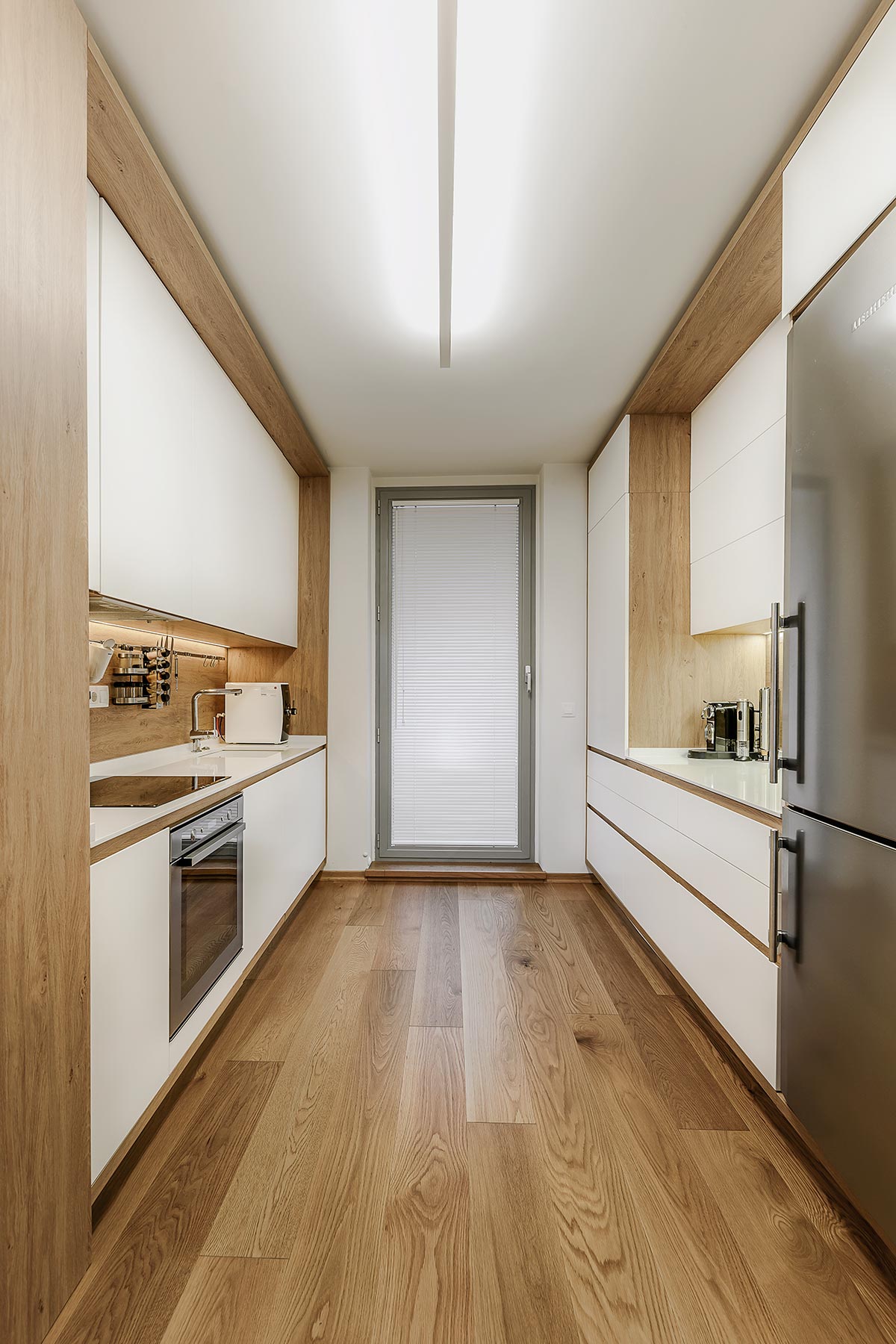 三层山景联排别墅，打造家具与空间的和谐共生-8