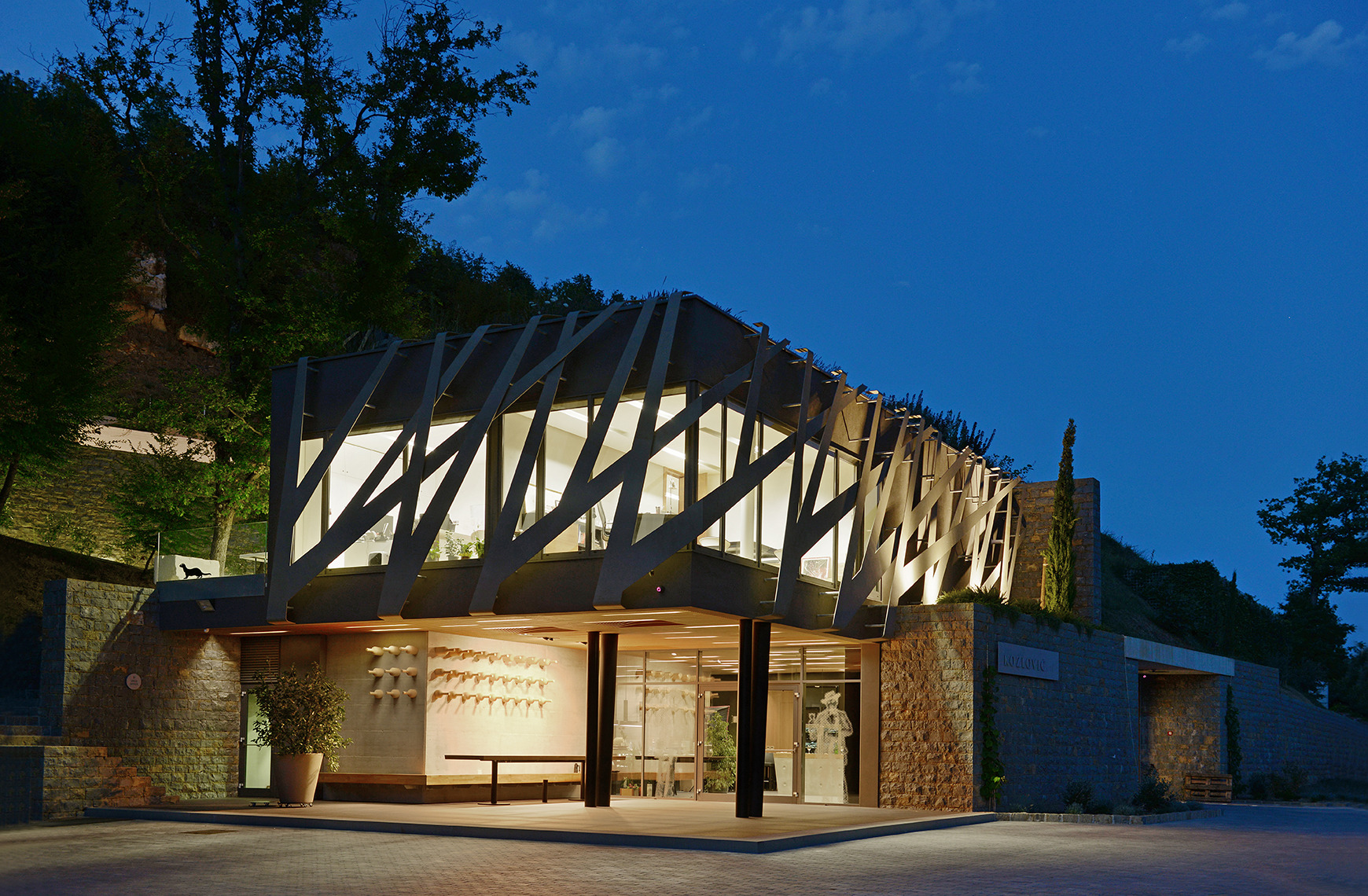 克罗地亚 KOZLOVIĆ酒庄 精致室内外设计-0