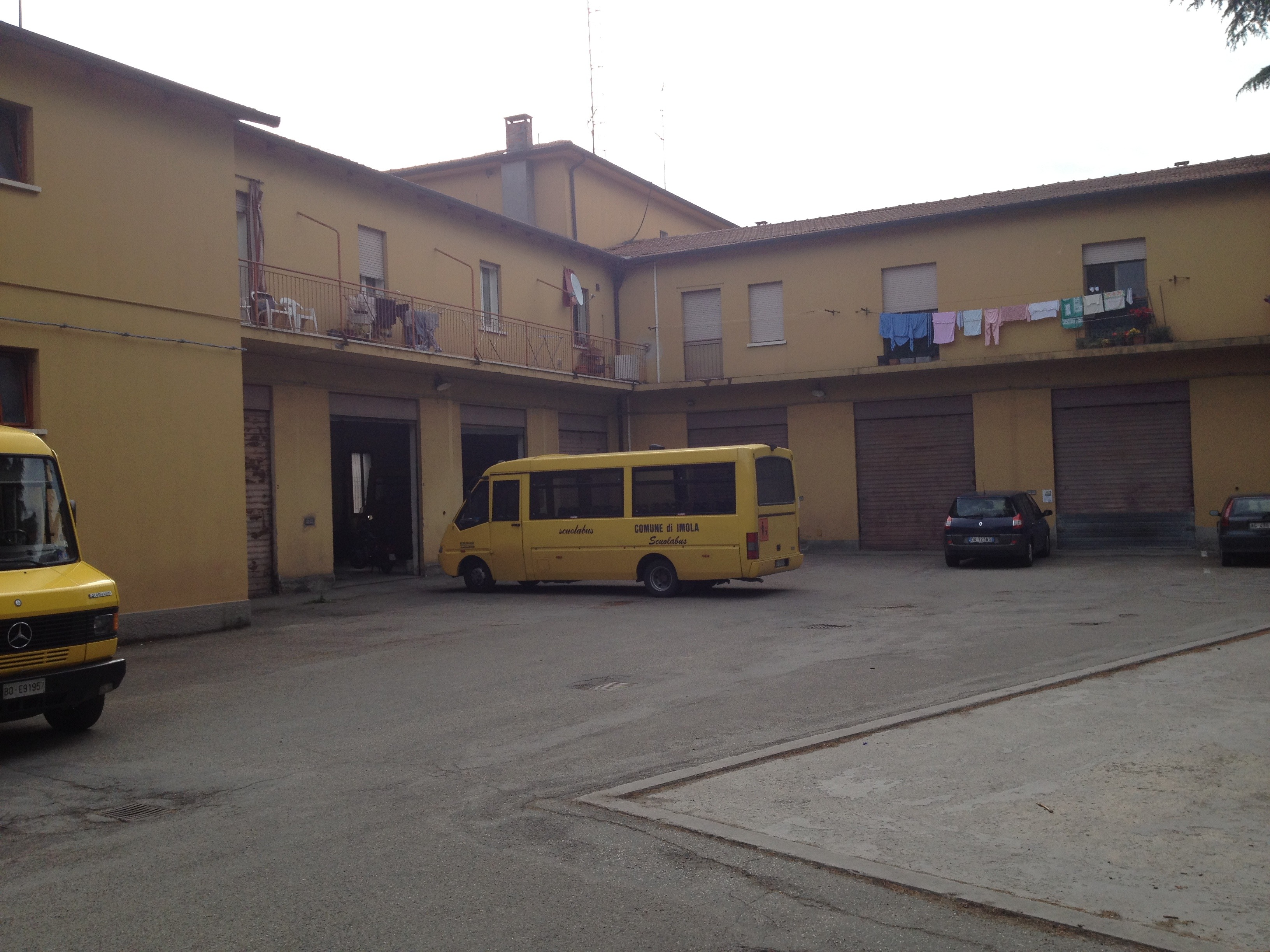 意大利 Imola 镇“Ex Beccherucci”项目,绿色办公空间与户外连接的典范-23