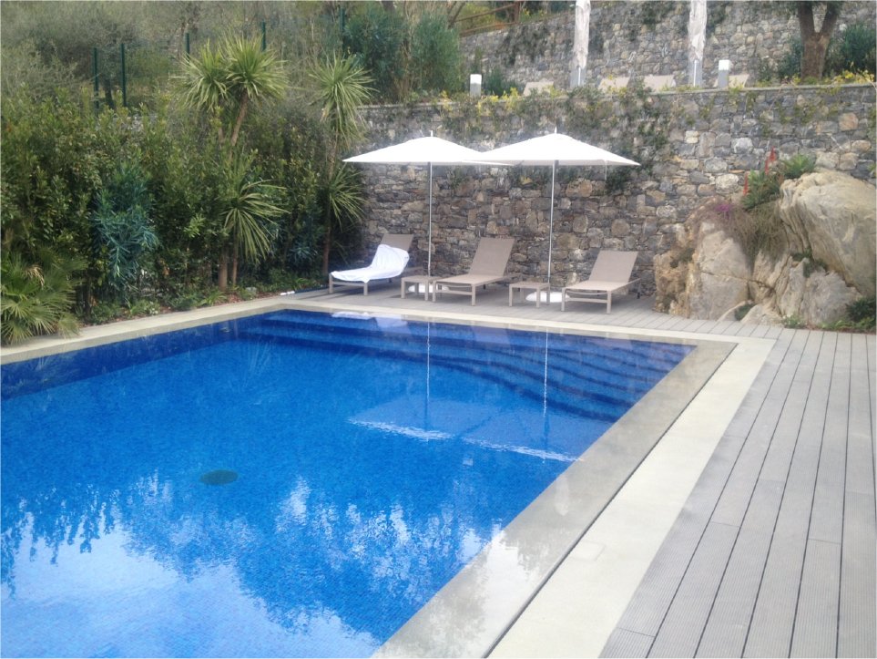 2014 年意大利利古里亚海滩泳池设计-9