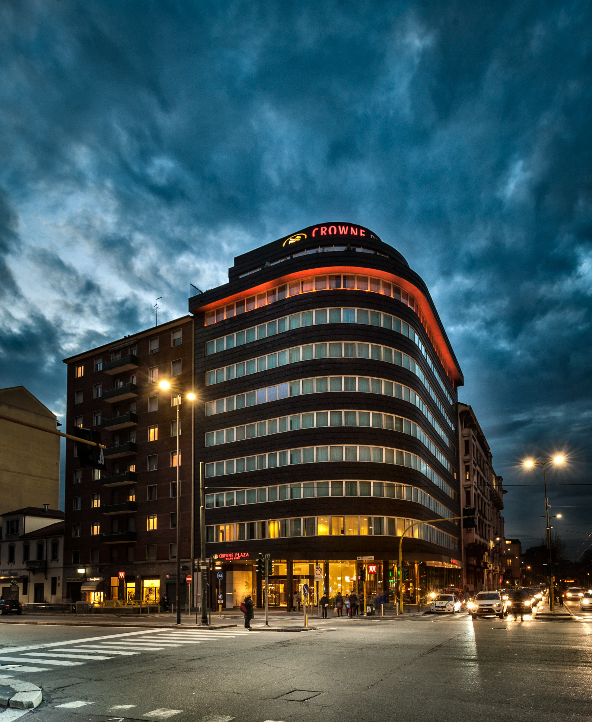 米兰城市皇冠假日酒店,度假村-0