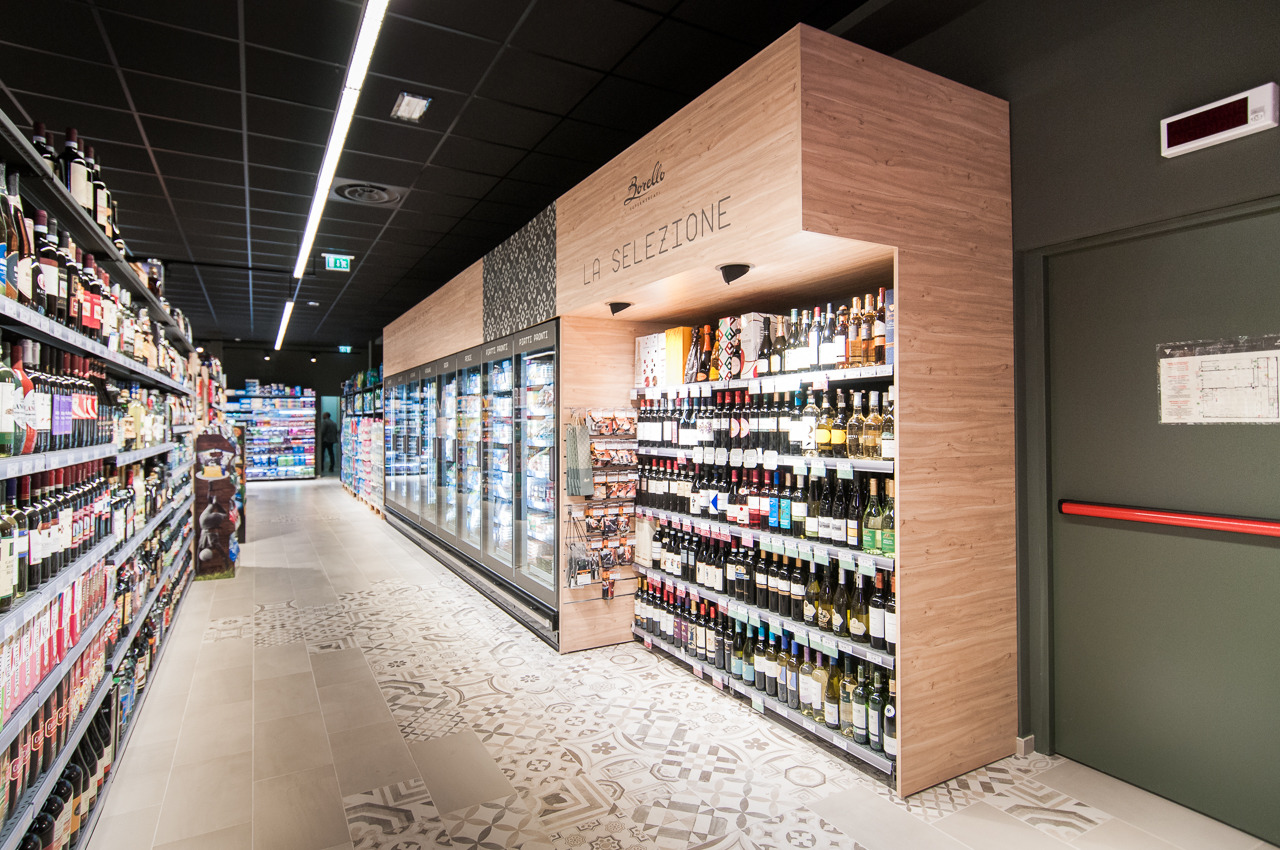 博雷洛超市由简单地-7