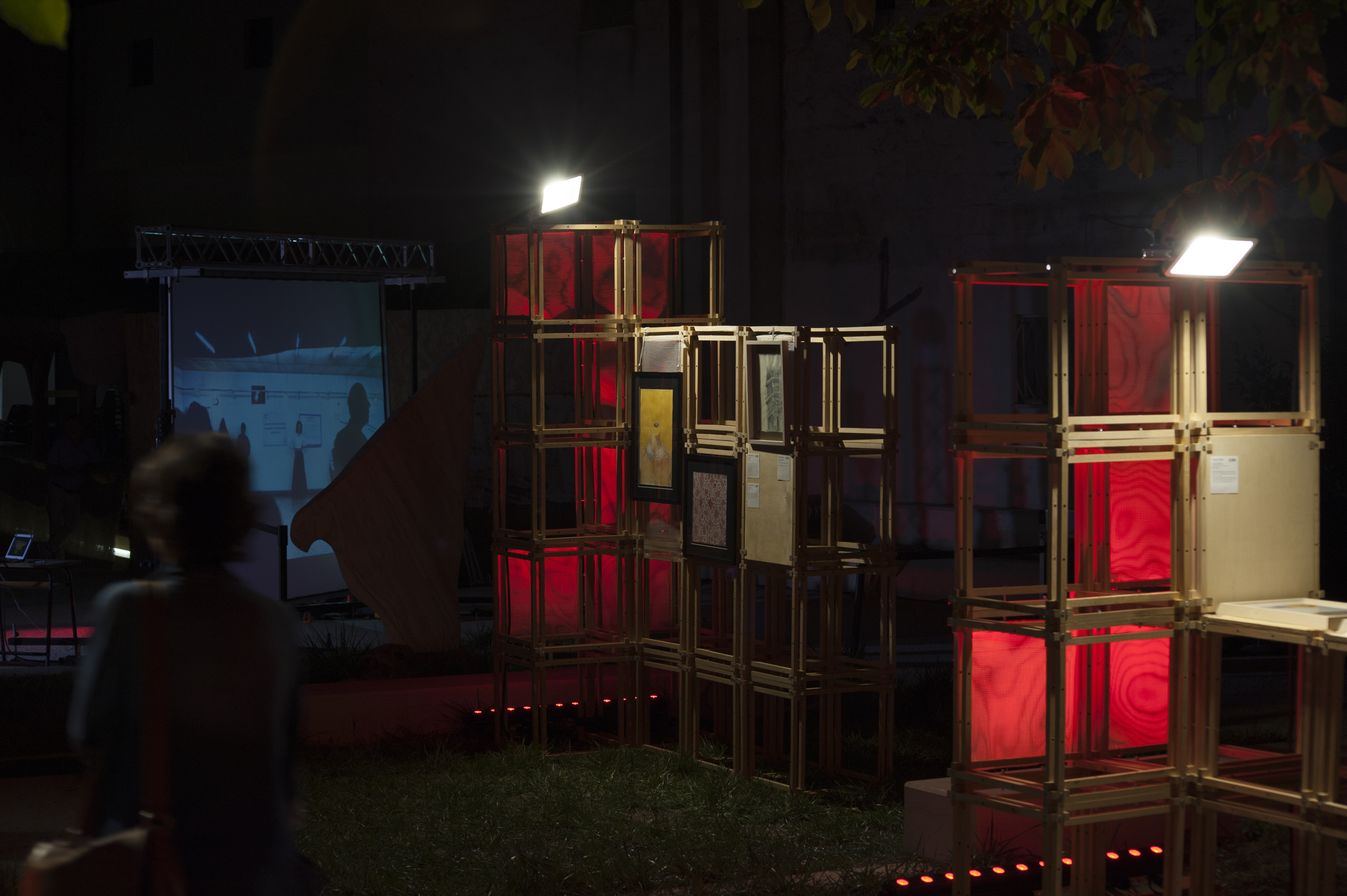 Close 空间艺术装置-11