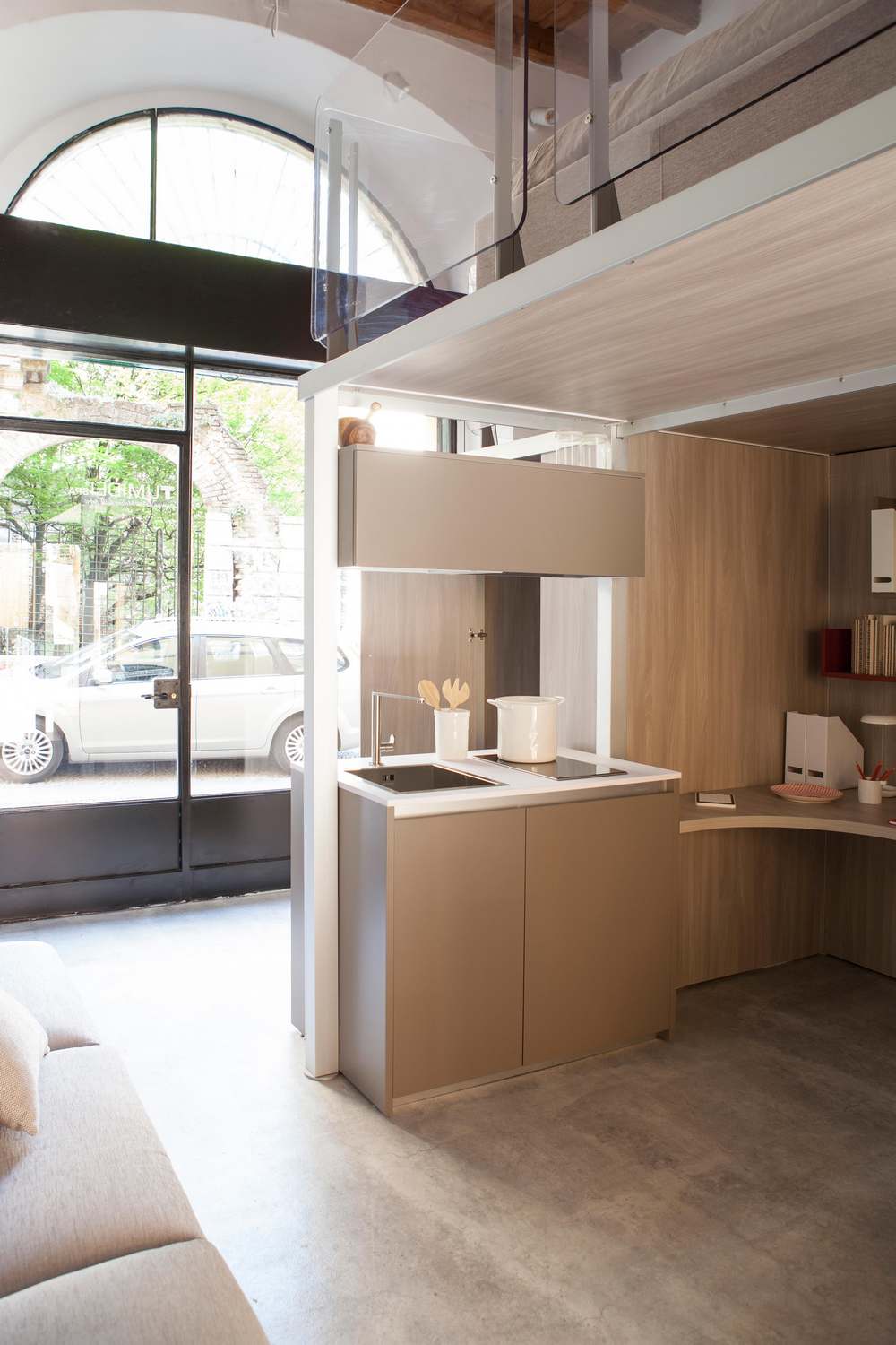 《米兰旗舰店》旧空间改造，环保与实用并重-2