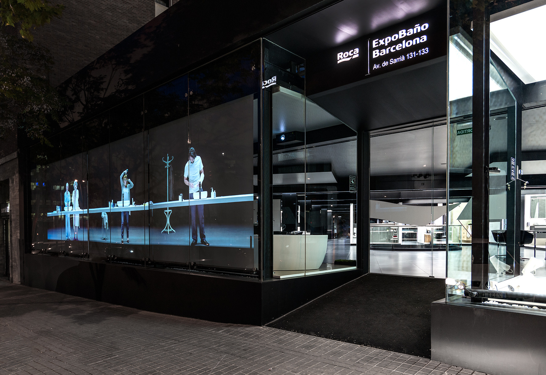 巴塞罗那 Roca 卫浴展示厅——自然光照的室内设计佳作-30