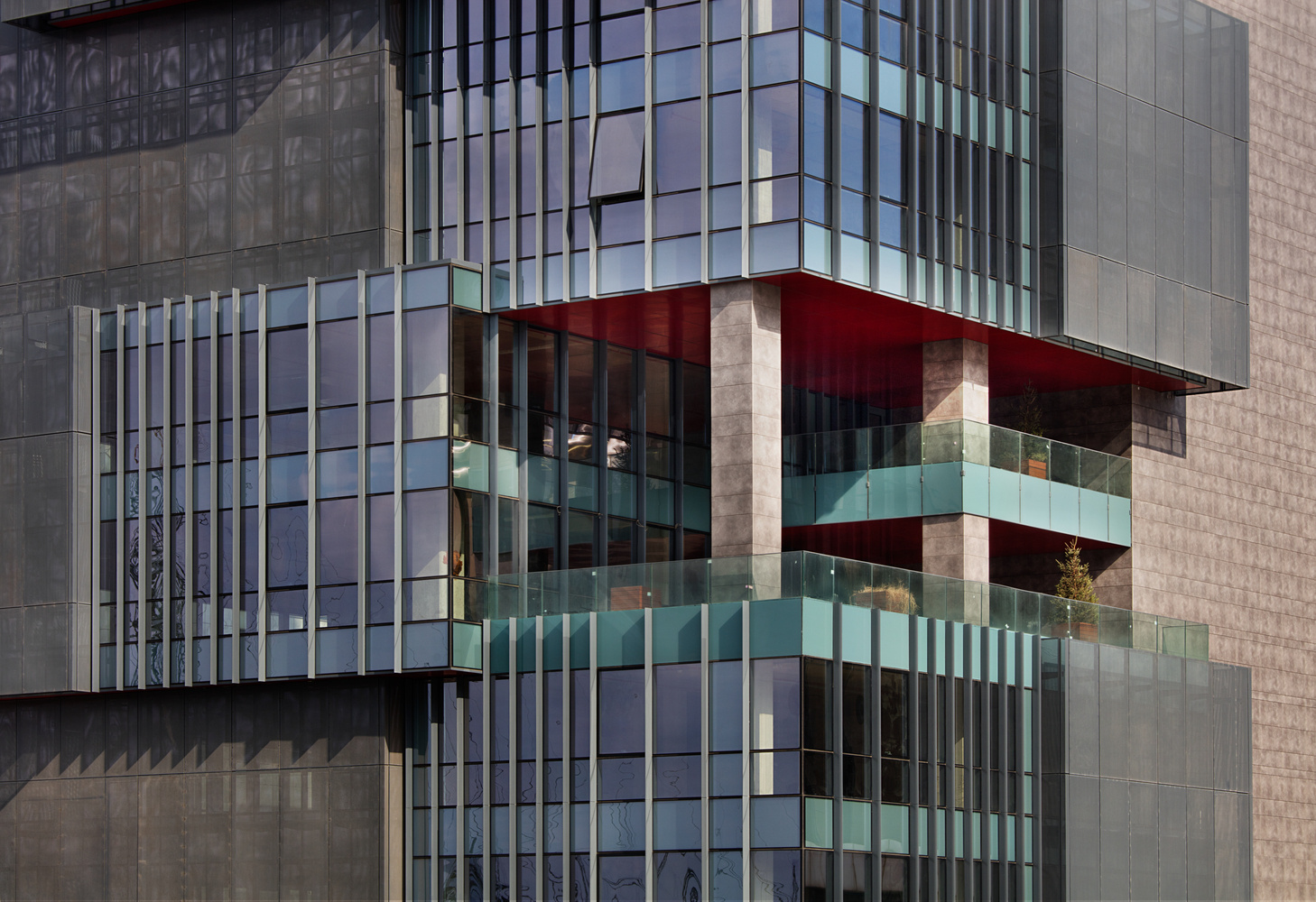 乌卢格·奥托莫蒂夫办公大楼-18