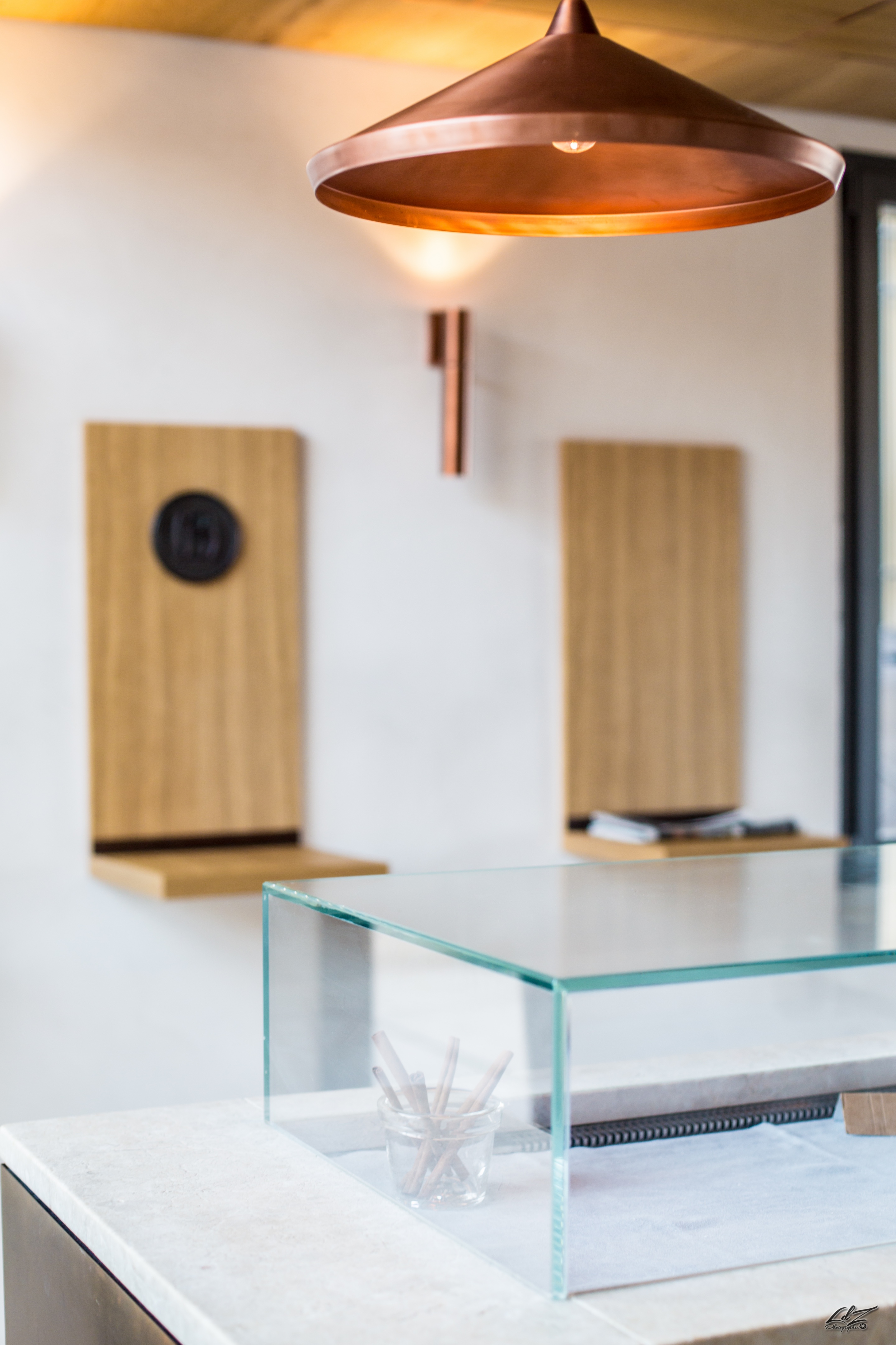 意大利百年酒厂变身复古咖啡馆-4