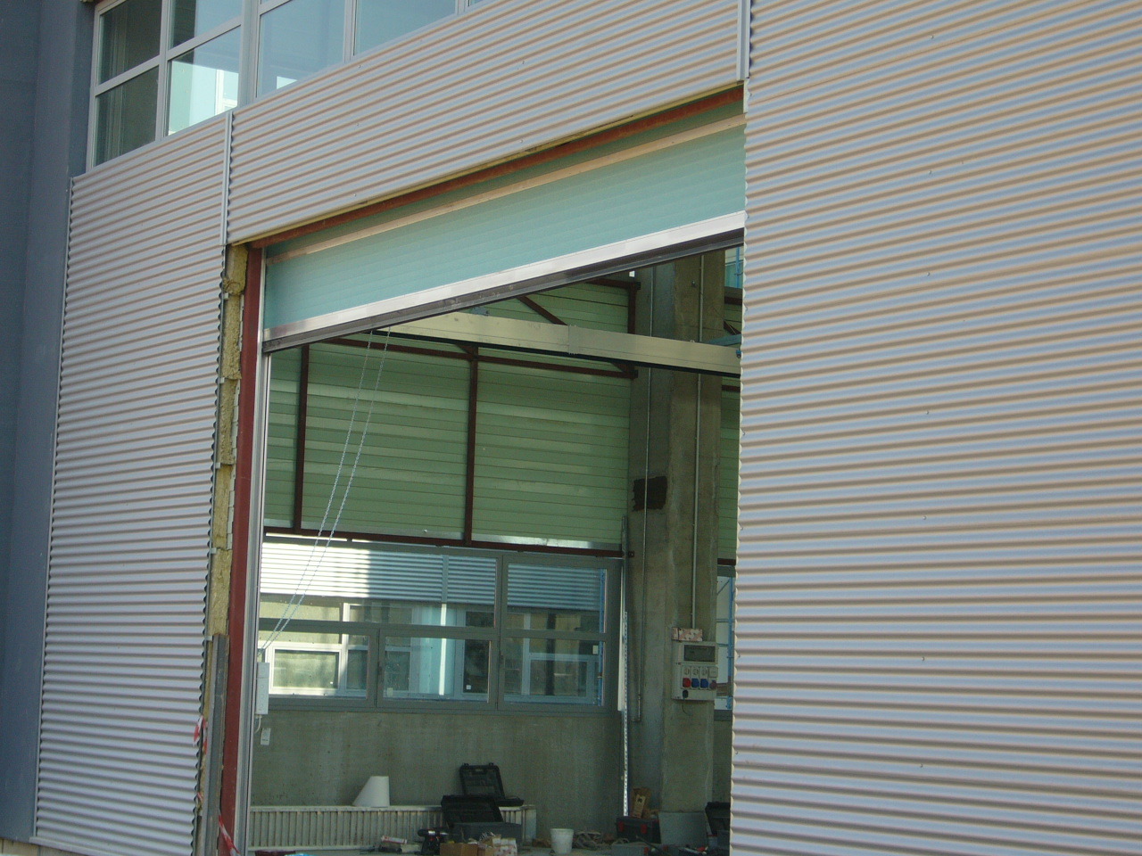 2004 年完成的雷诺卡车意大利总部室内设计-5