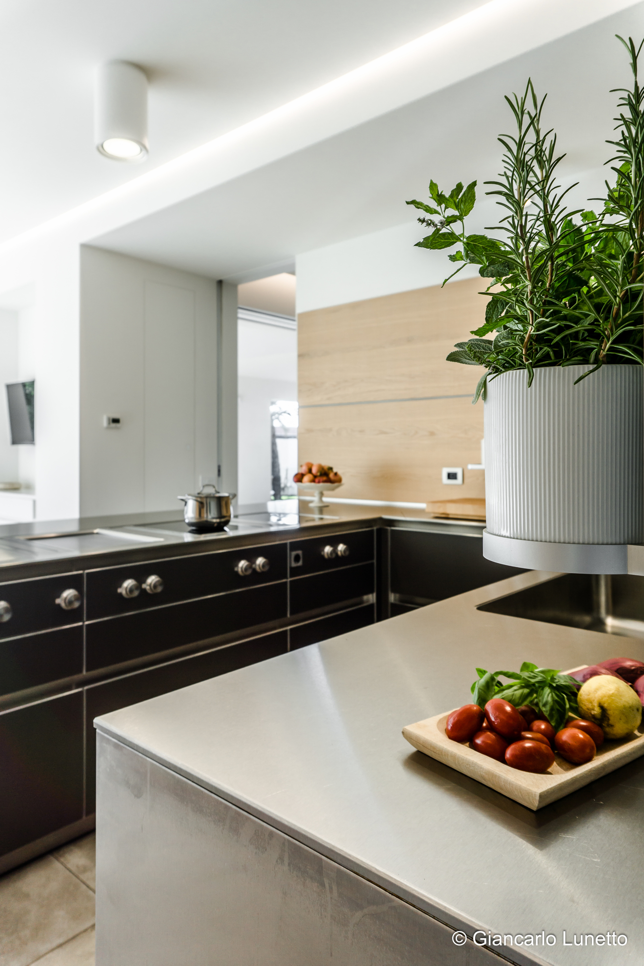 乡村 70 年代老宅翻新，现代家庭生活空间-59