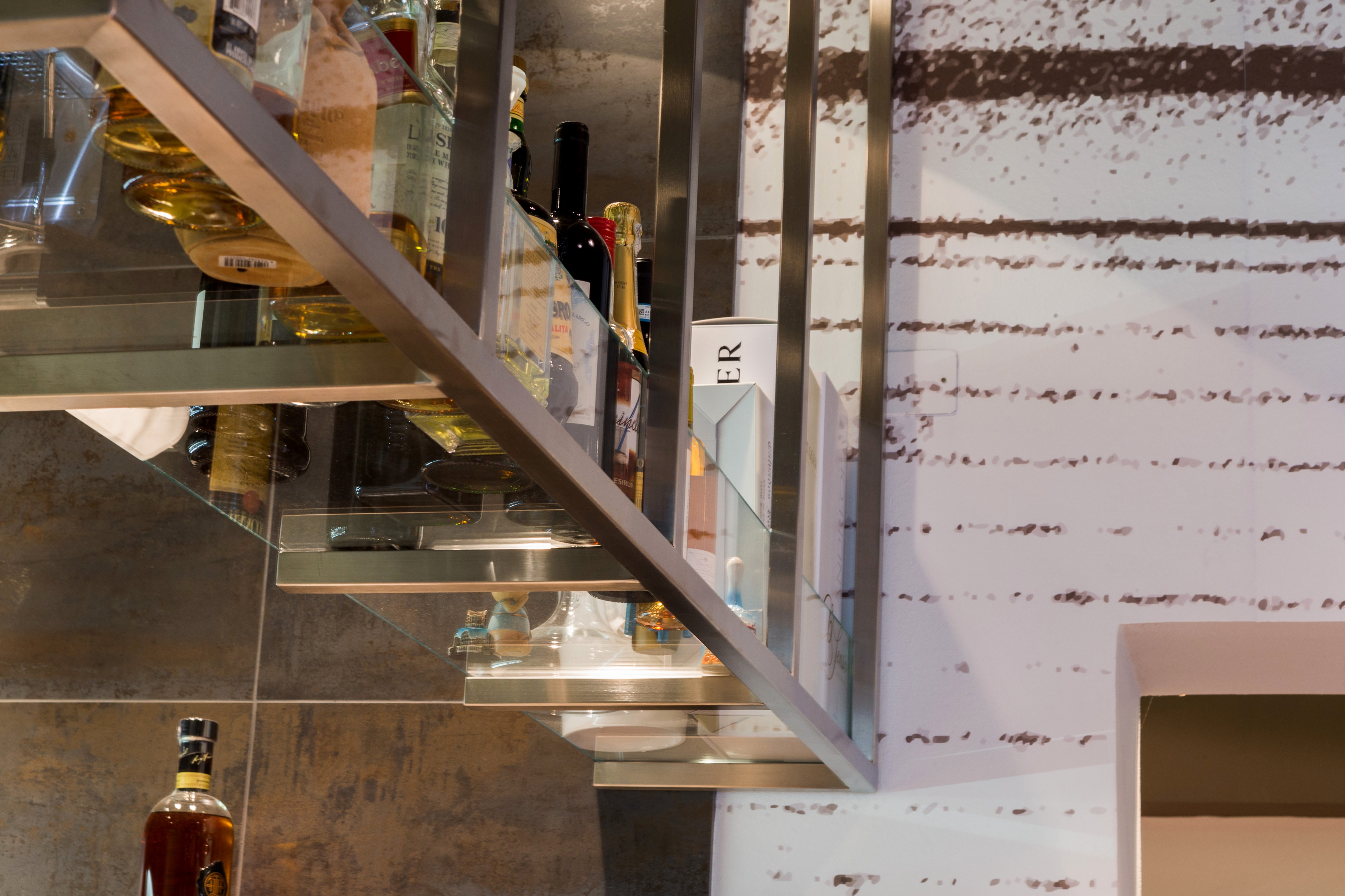 剧院式餐厅 Teatro 26 | 定制家具与光影艺术的完美融合-22