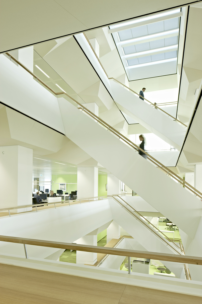 节能环保的 A.S.R 总部办公楼改造-47