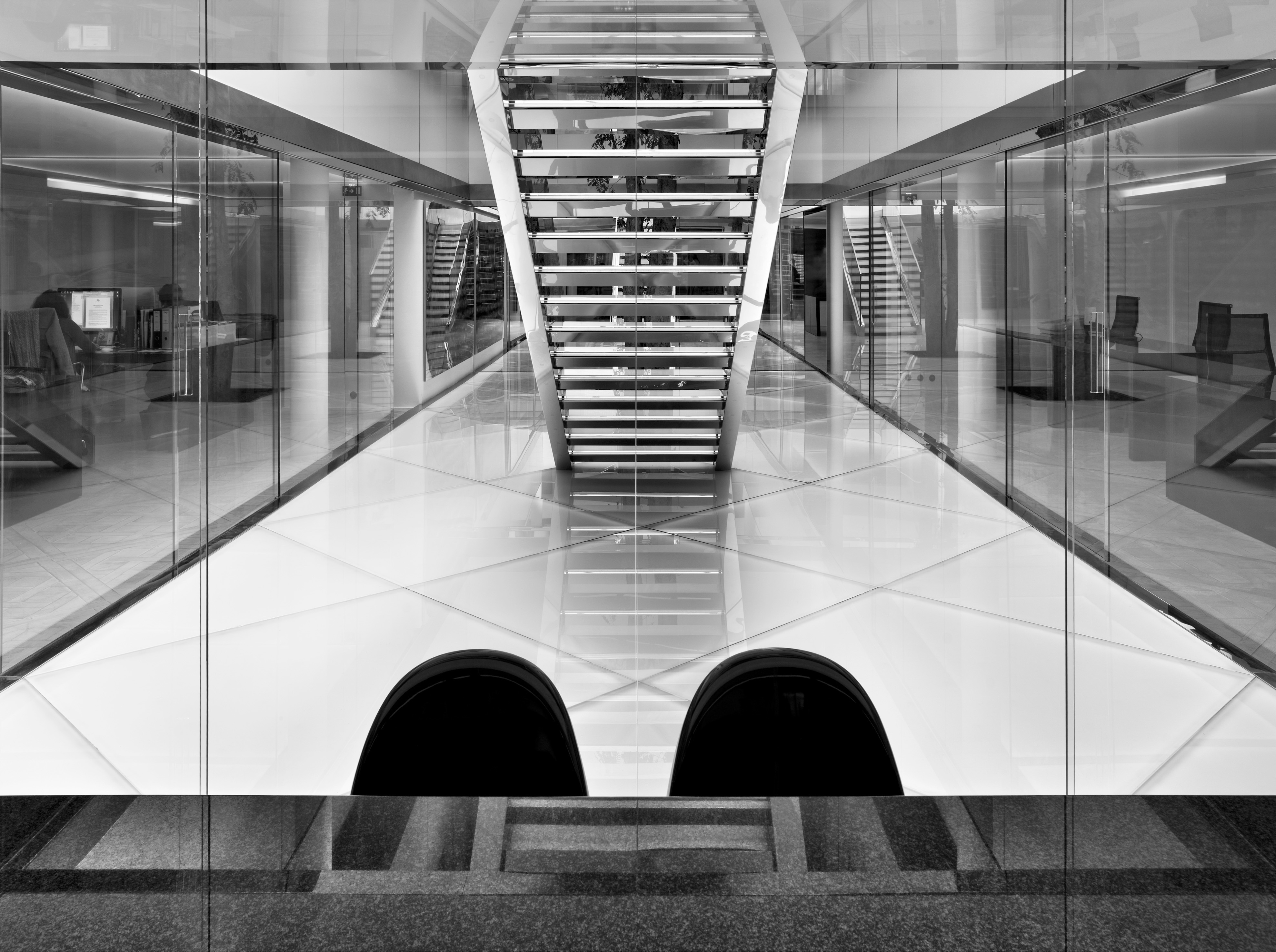 巴黎地标建筑中的现代办公空间-4