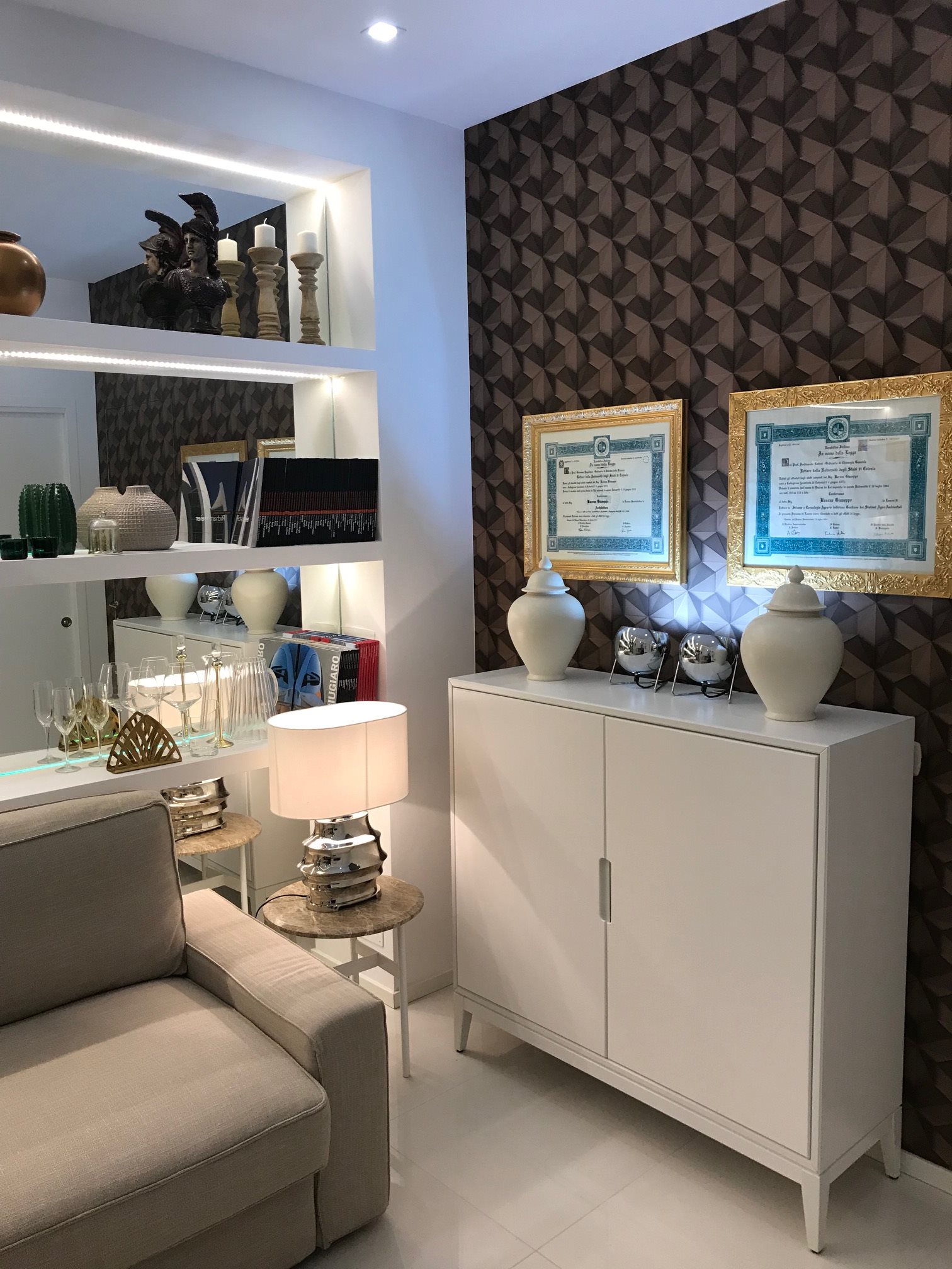 米兰河畔古宅的现代优雅重生-2