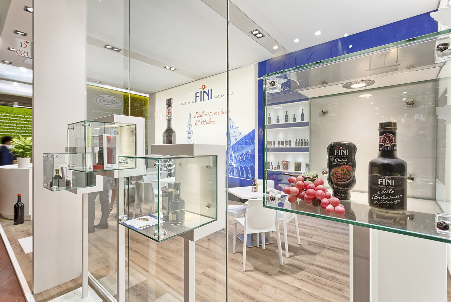 意式醋厂 Fini 美食展会中心设计-6