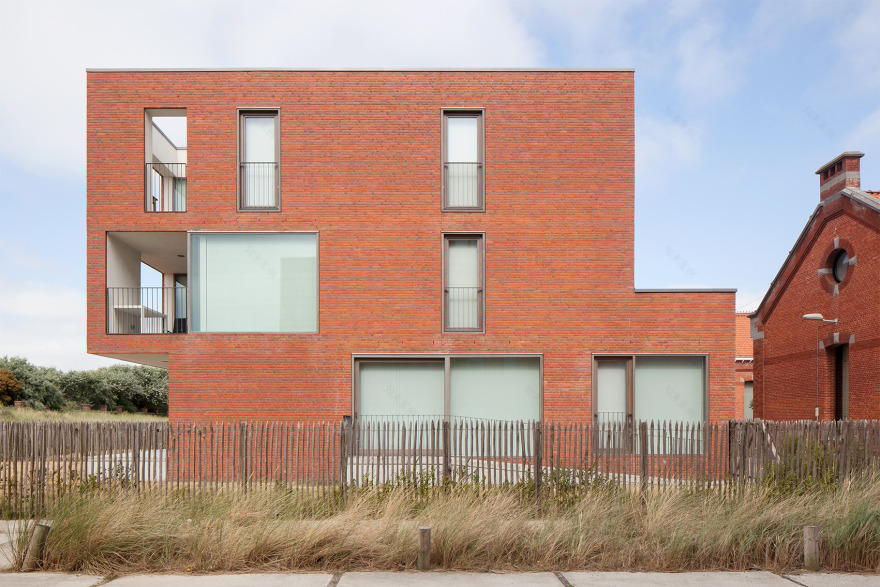 比利时奥斯坦德前军事医院改建住宅区-7