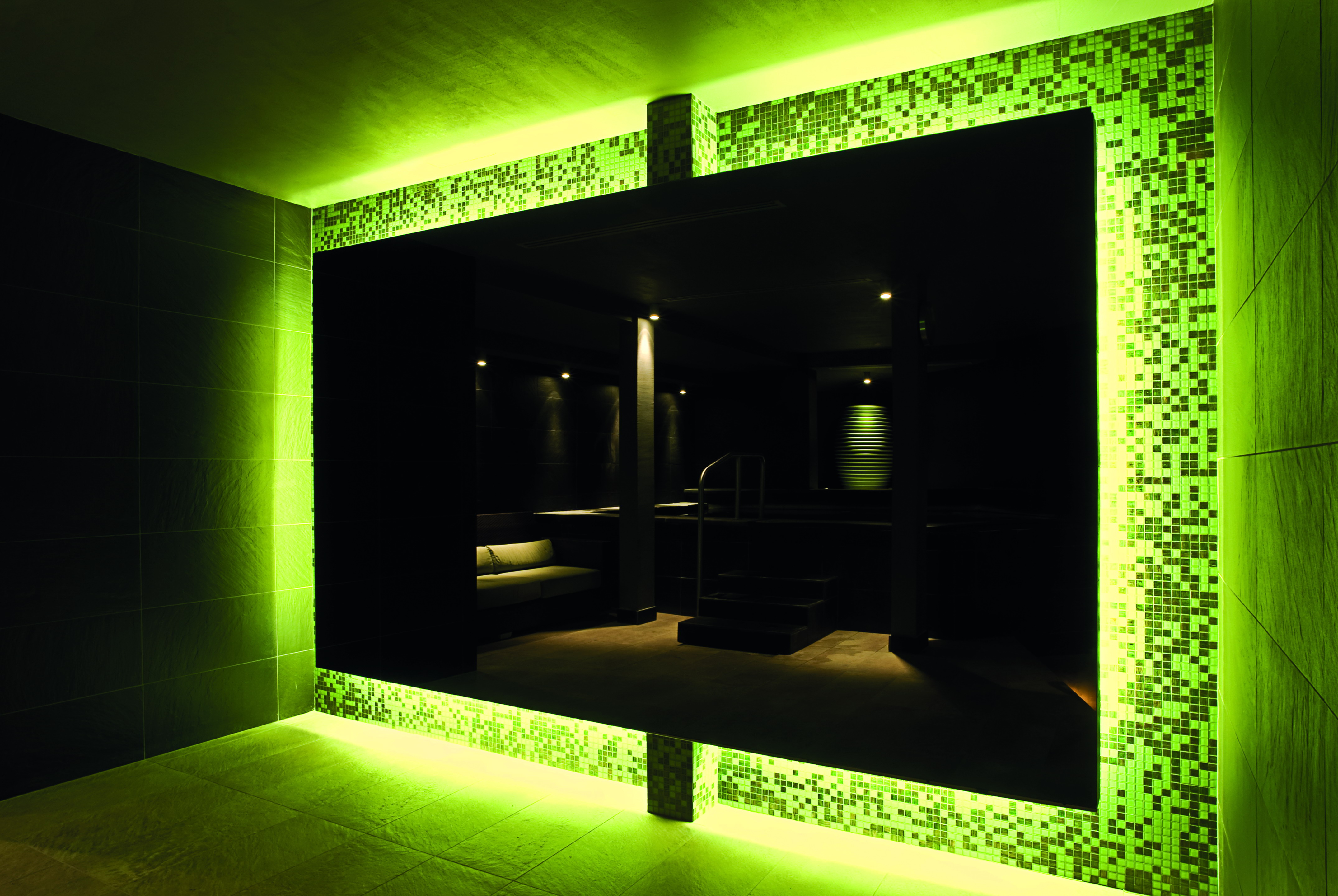 意式运动中心变身水疗 SPA,黑石魅力营造温馨氛围-5