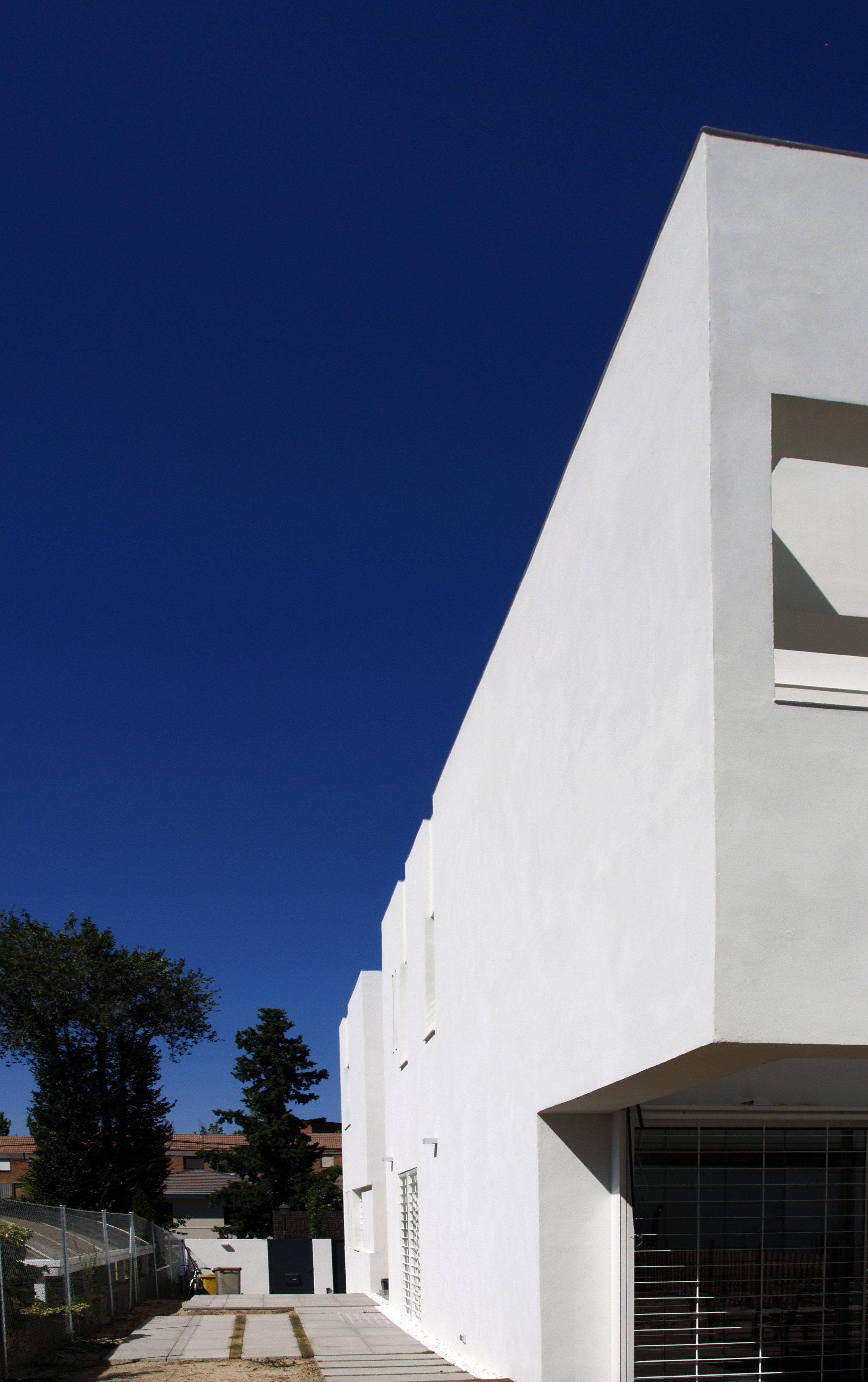 Madrid 山间别墅 | UNODE 工作室打造现代乡村家居-4