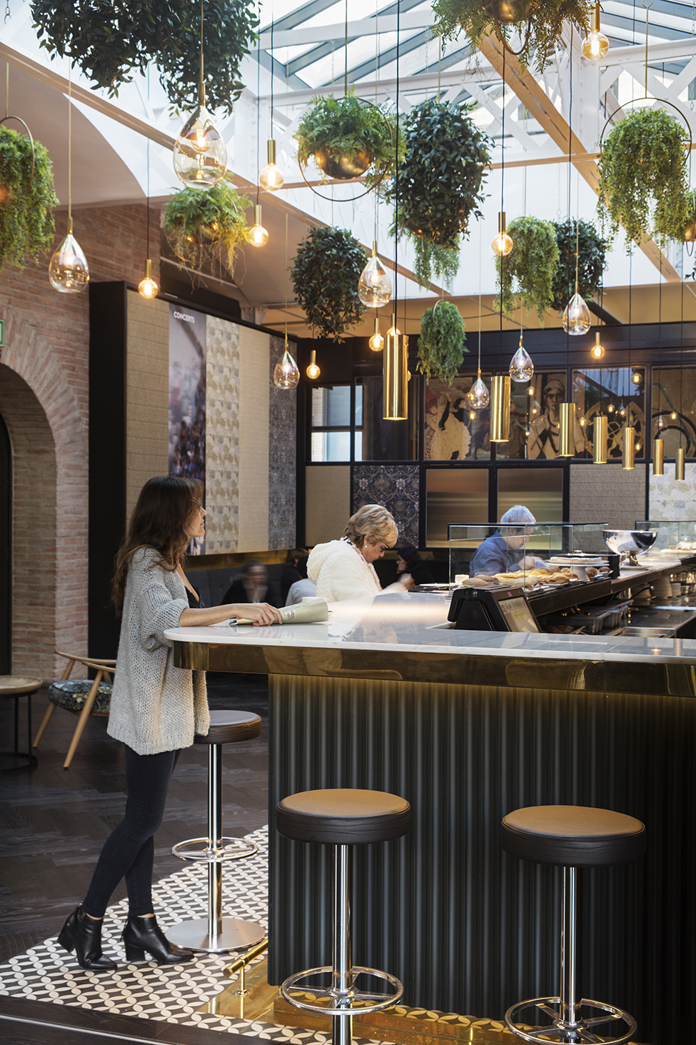 2018 年巴塞罗那 Caixaforum 餐厅室内设计案例解析-10