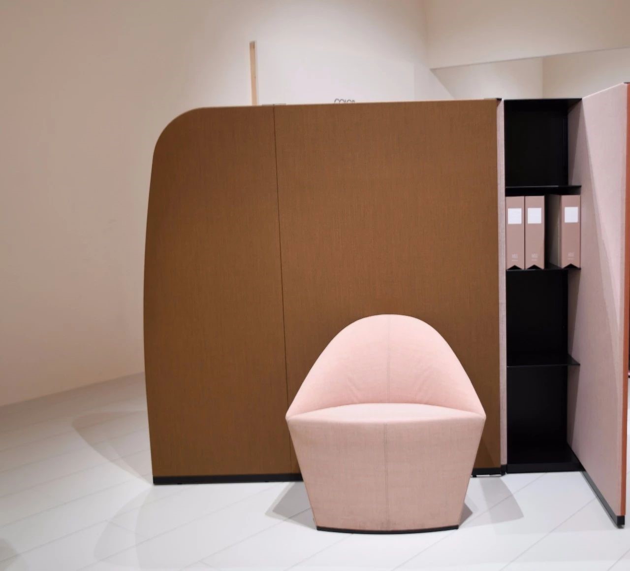 Arper 的极简色彩空间 | 创意办公与公共空间设计-54