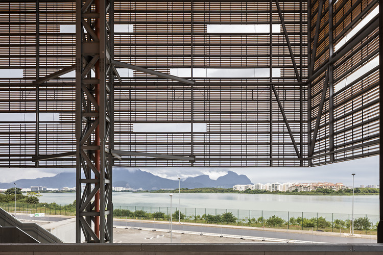 里约 2016 奥运会手球赛场——灵活可变的八角形建筑-12