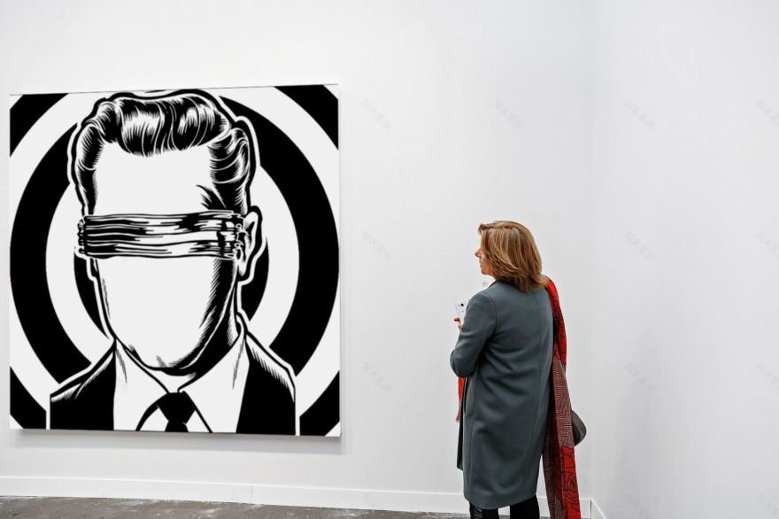 Apolo Arauz 抽象艺术装饰室内设计案例-9