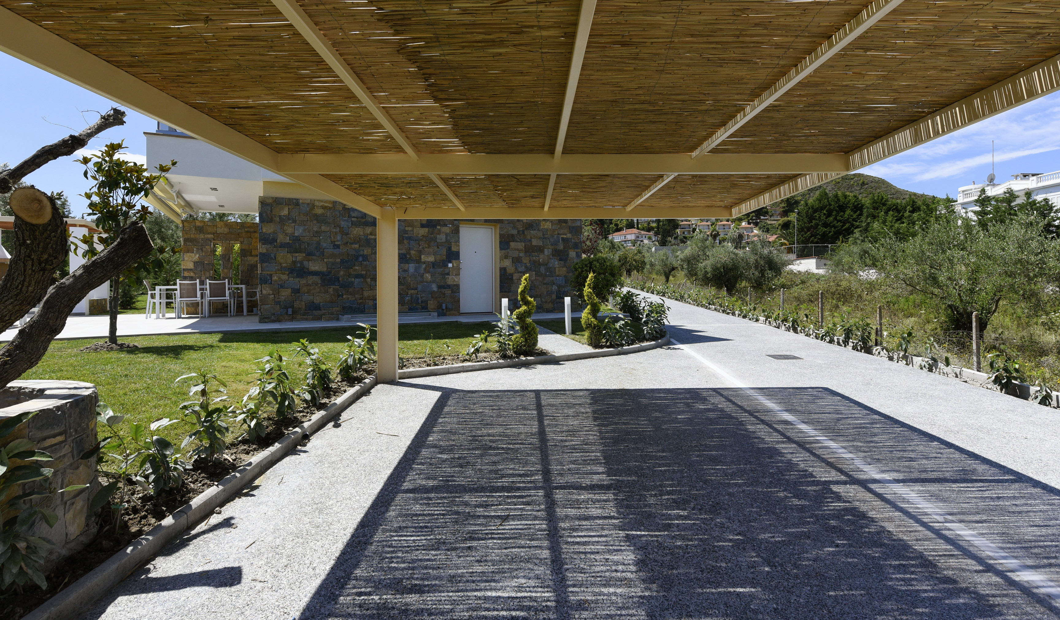 2018 年完工的三家庭住宅综合体-8