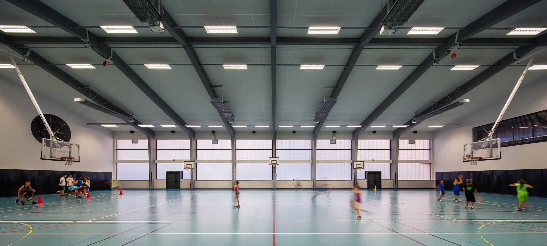 圣马塞尔林卡里尔体育馆修复-7