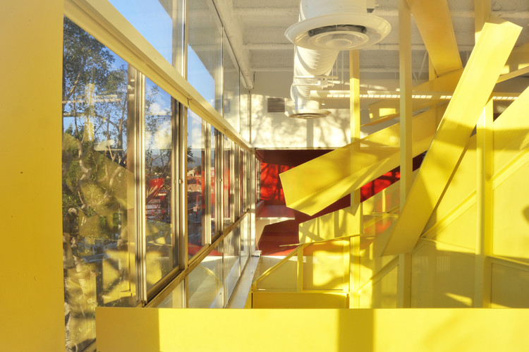 洛杉矶医疗办公室的现代复兴-12