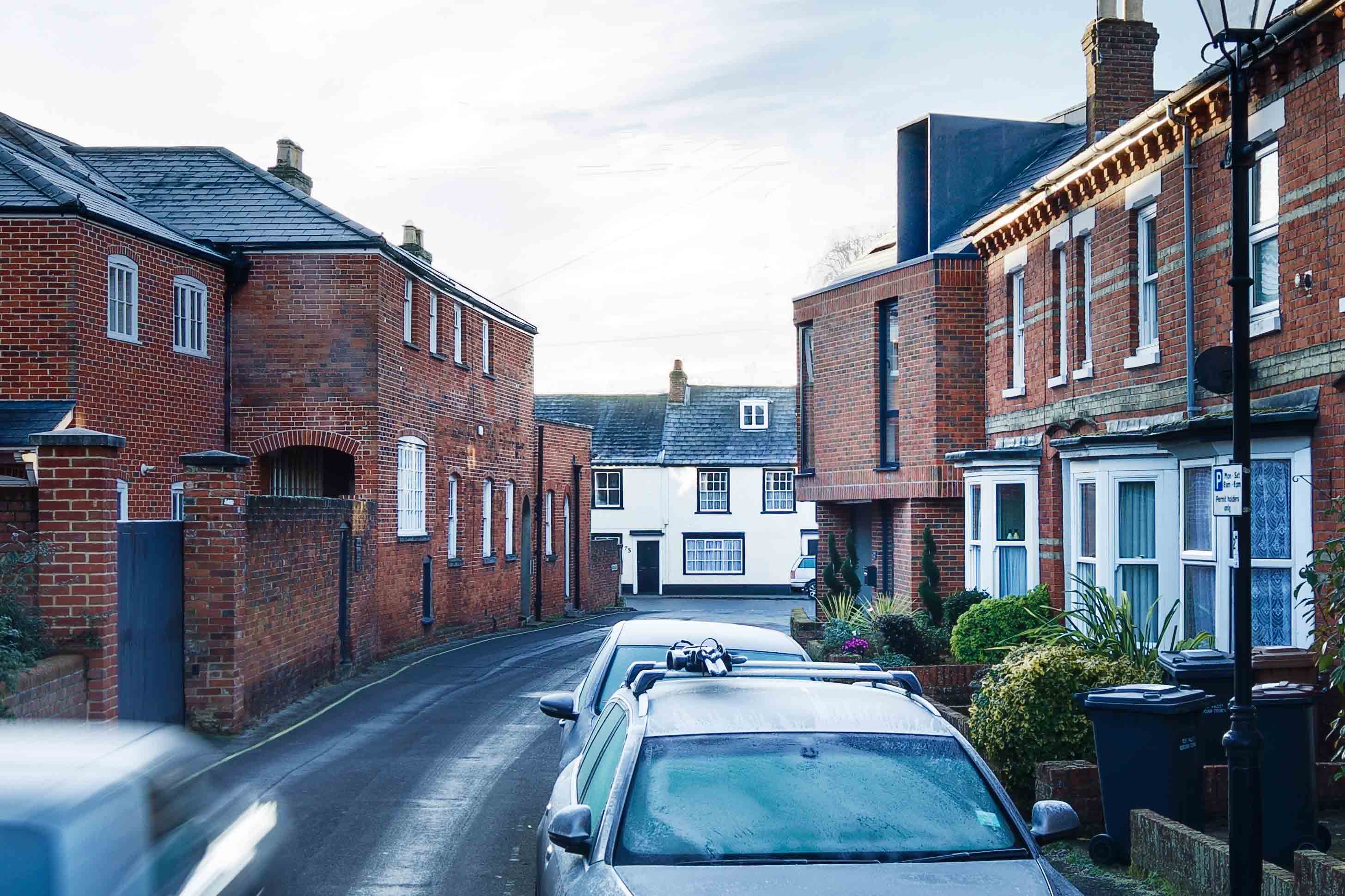 2017 年完工的“百户”住宅 | 开放生活区与三层新建筑的完美融合-1