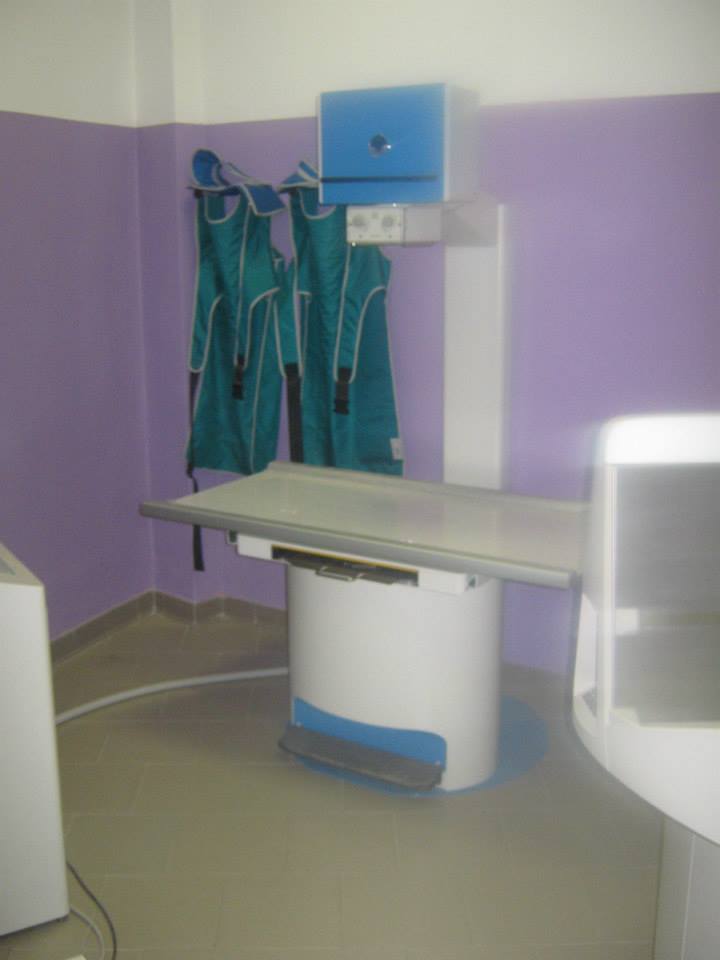 泳池别墅翻新记——无障碍通道与兽医诊所的完美结合-8