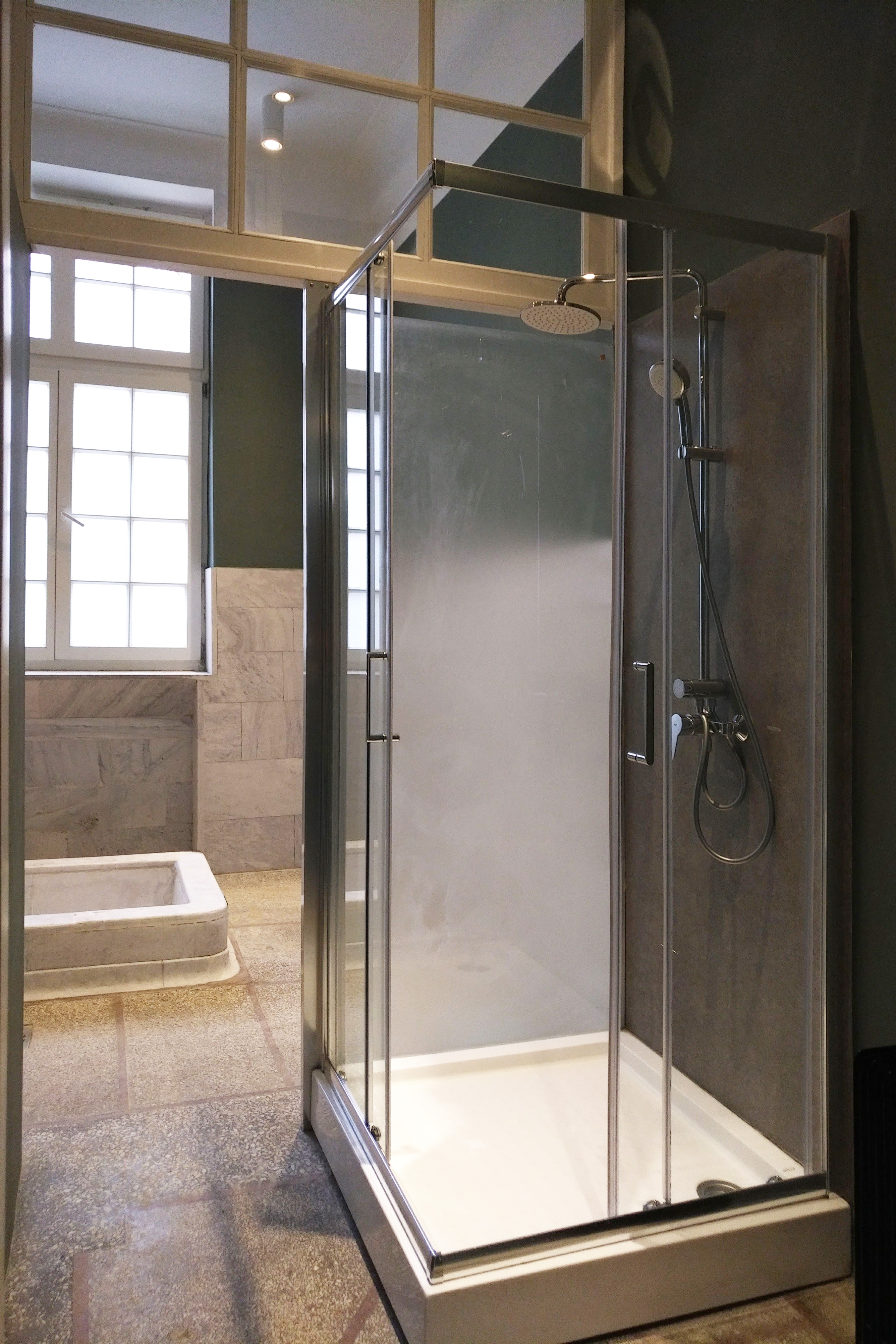 乔治亚提比里斯温泉度假村-12